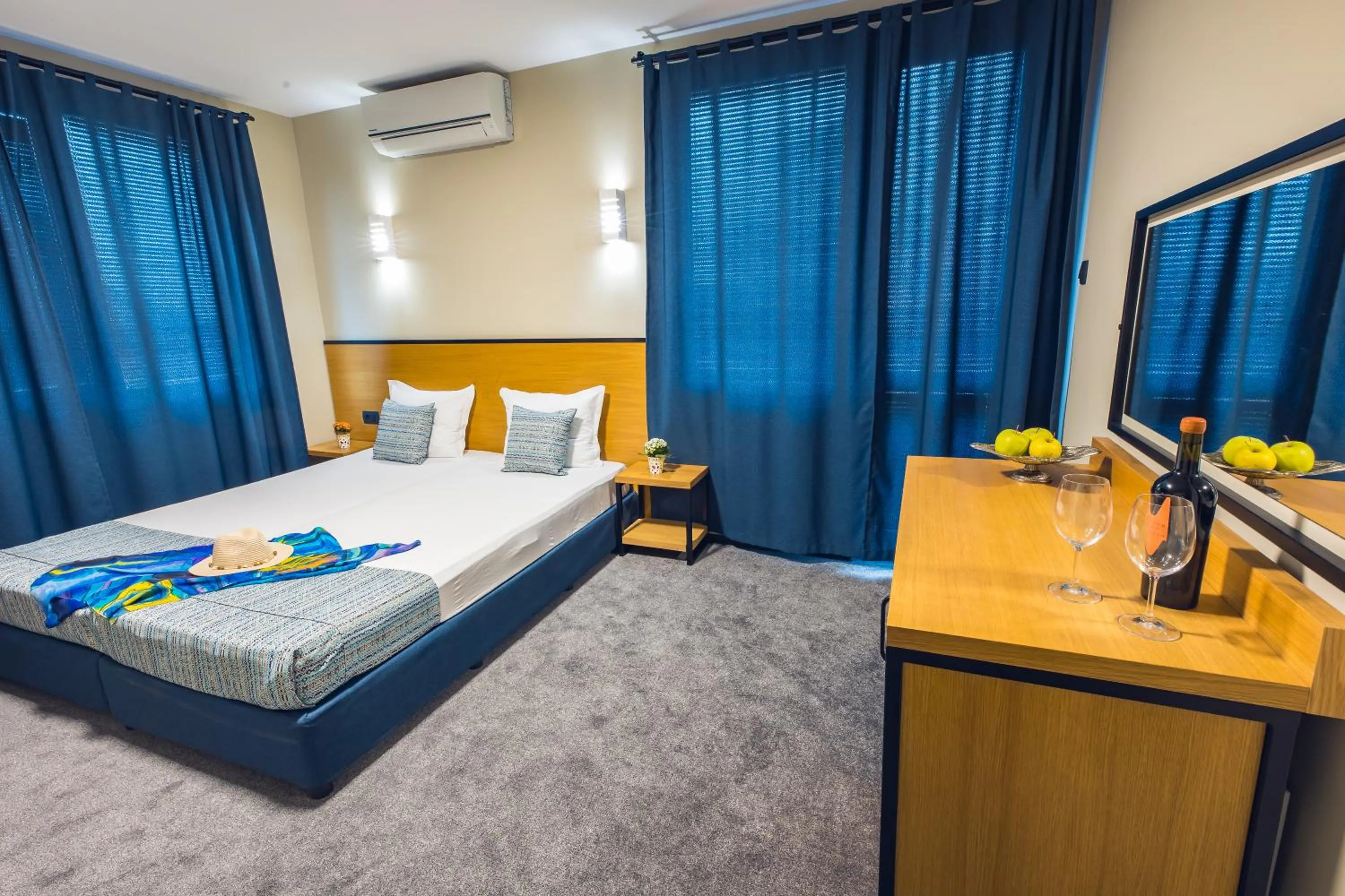 Bed in Hotel Albatros New Town