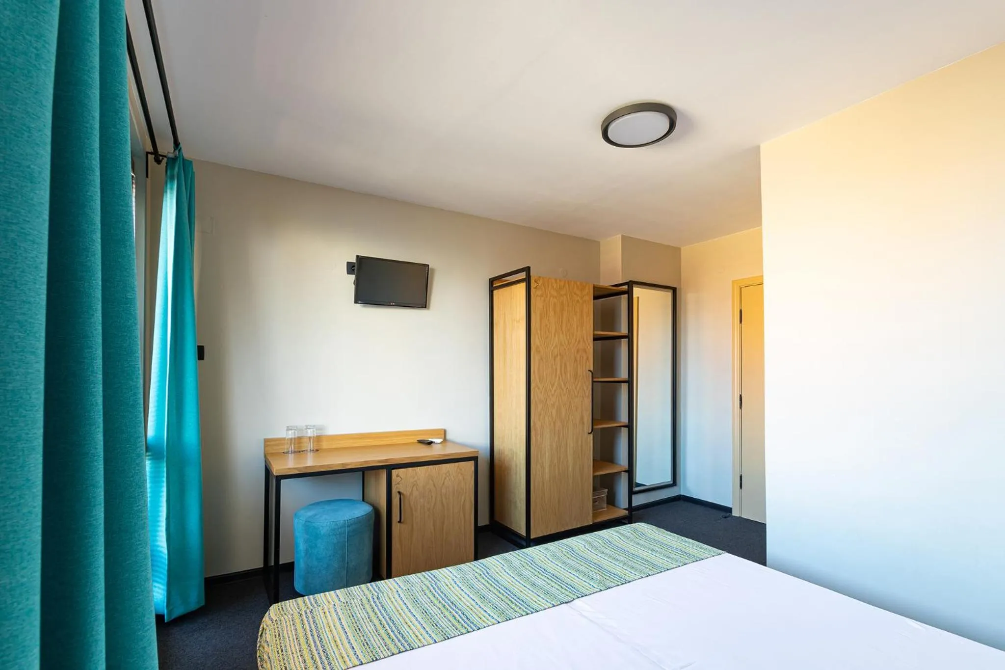 Bedroom, Bed in Hotel Albatros New Town