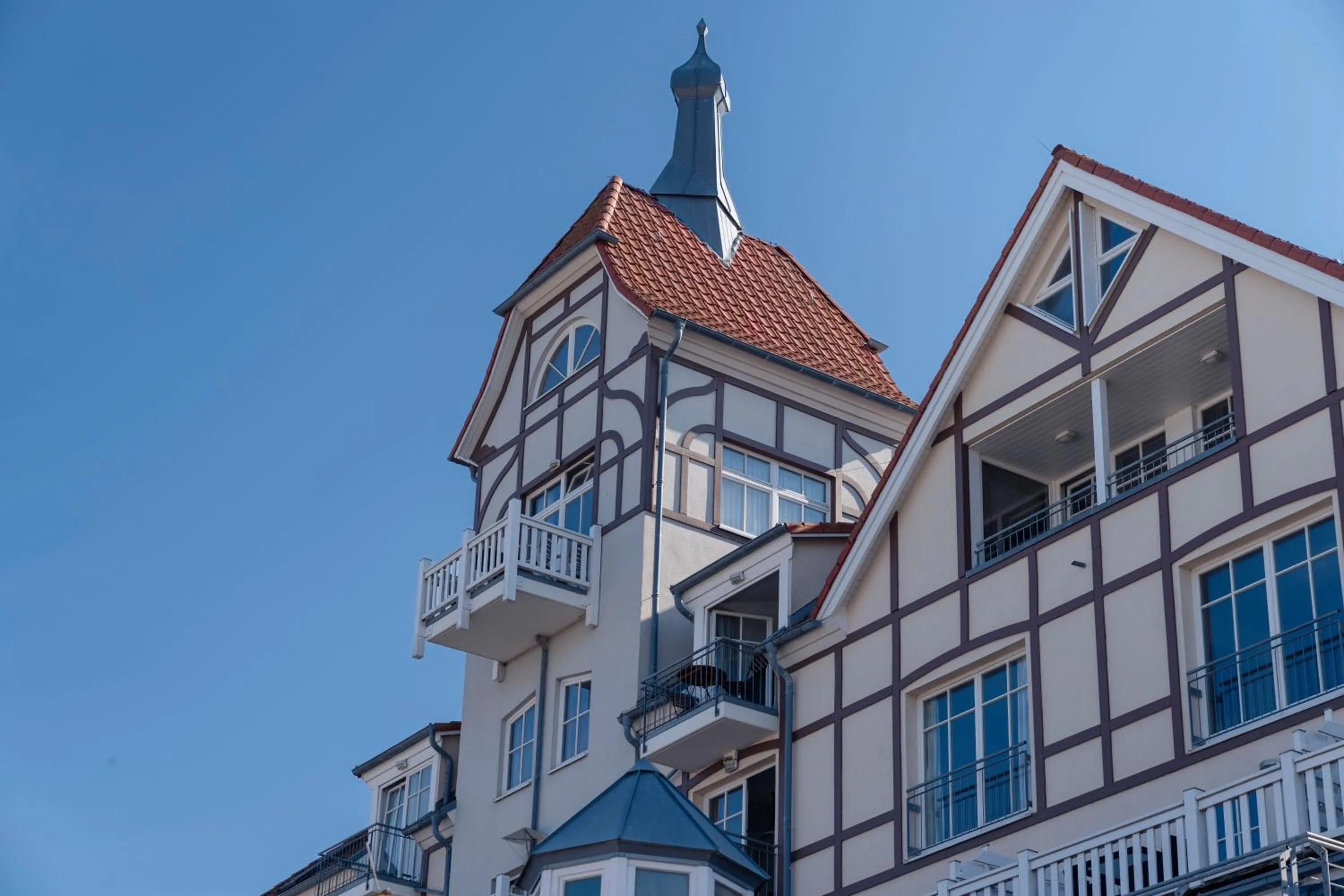 Area and facilities in meergut HOTELS