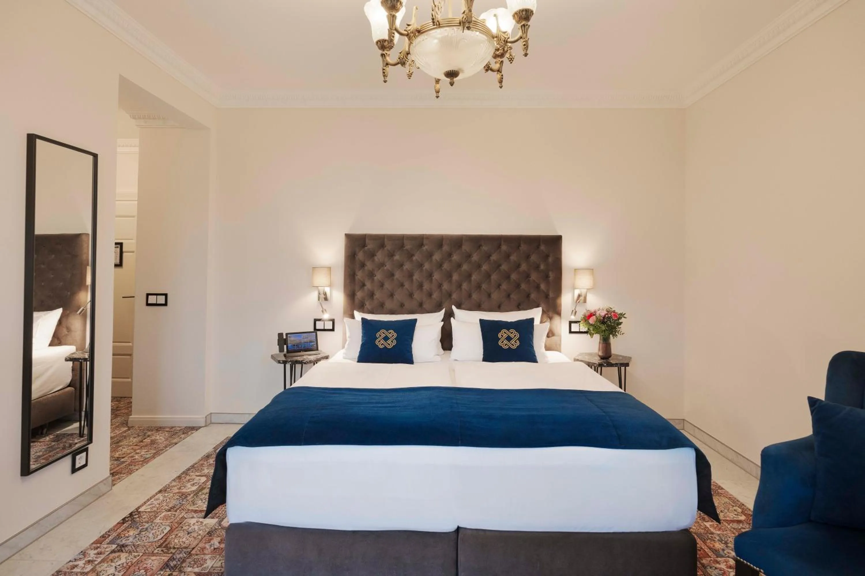 Bed in meergut HOTELS