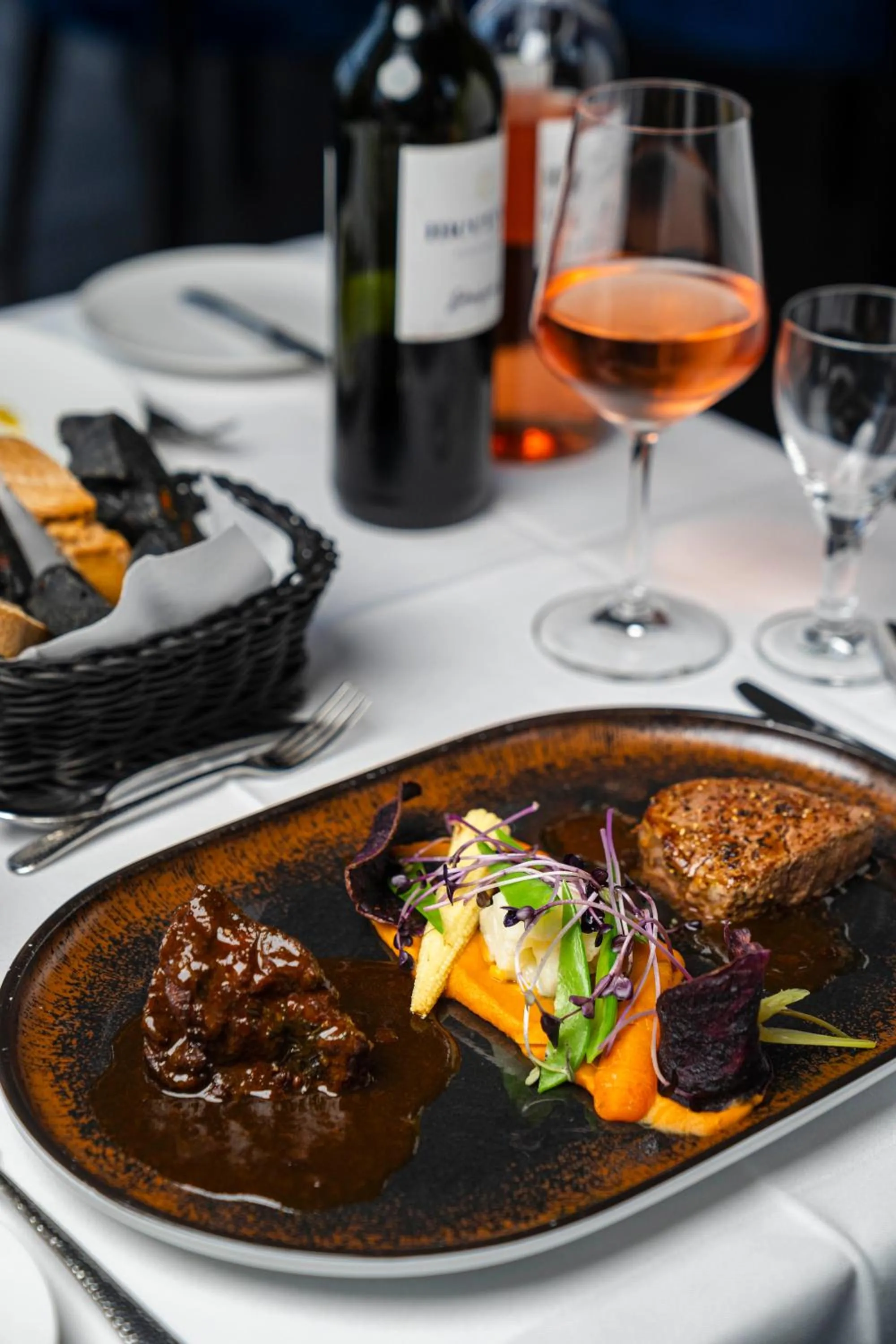 Restaurant/places to eat in meergut HOTELS