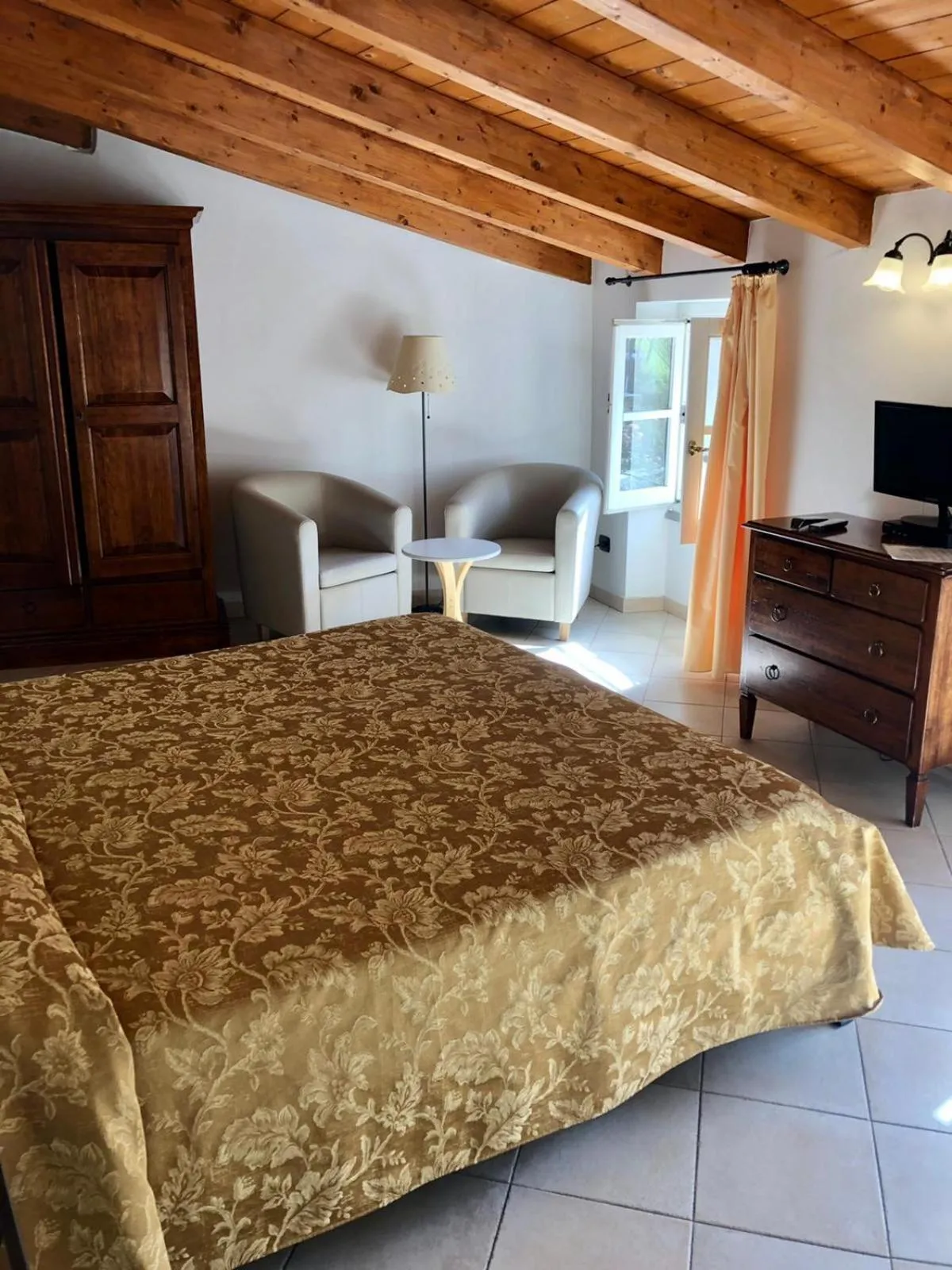 Bed in L'Antico Borgo B&B