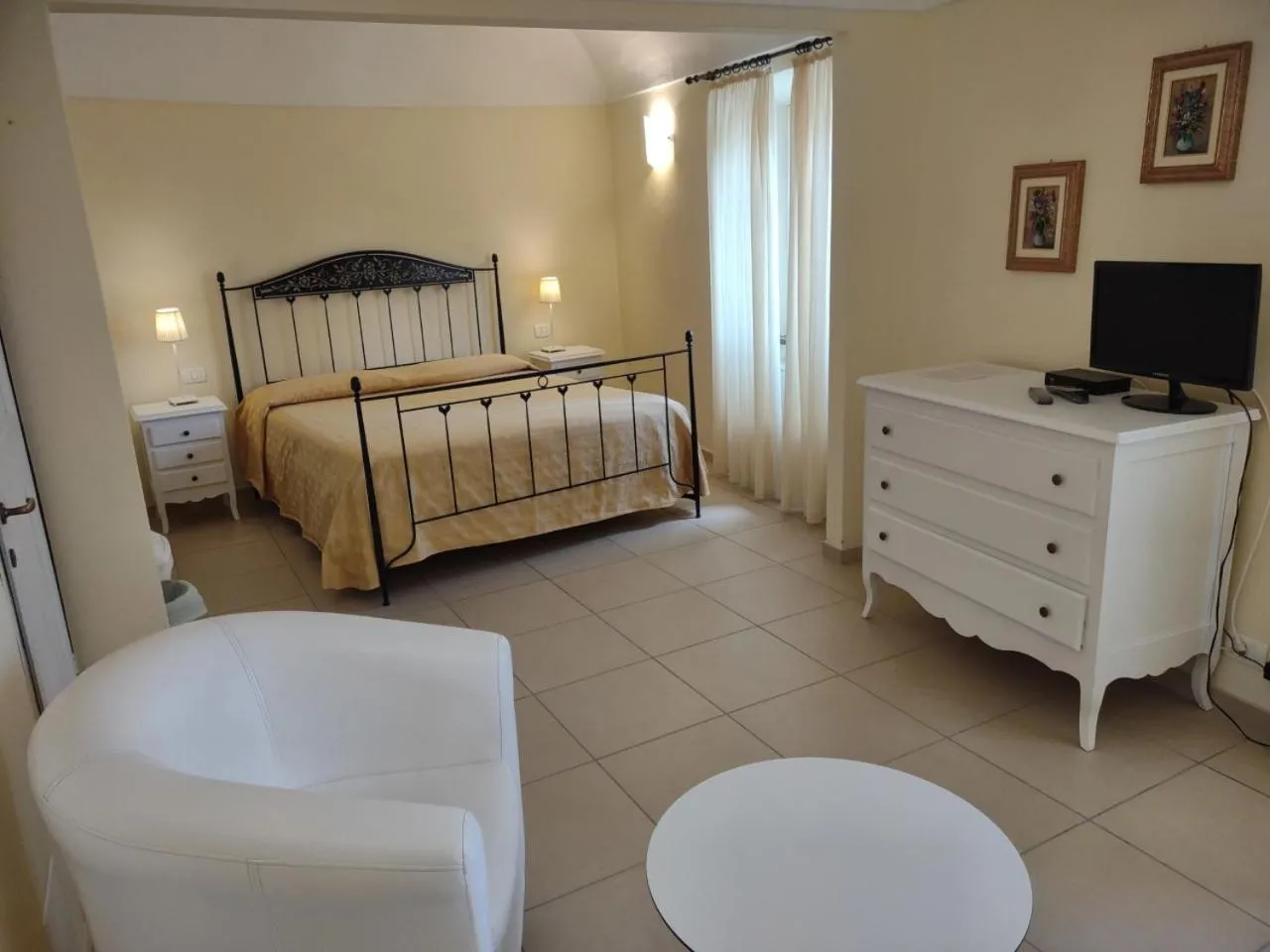 Bed in L'Antico Borgo B&B