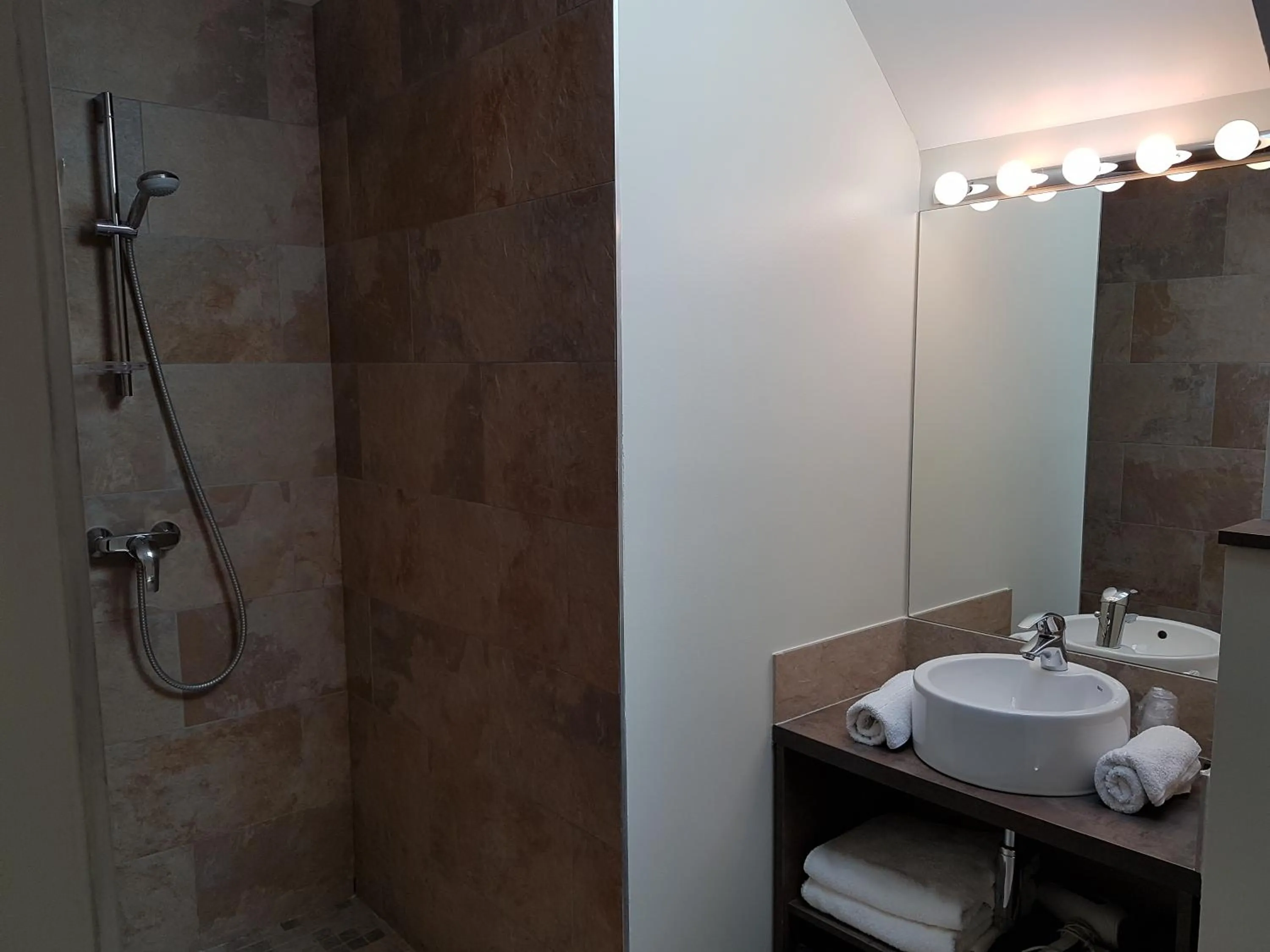 Decorative detail in Hôtel Au Bon Coin