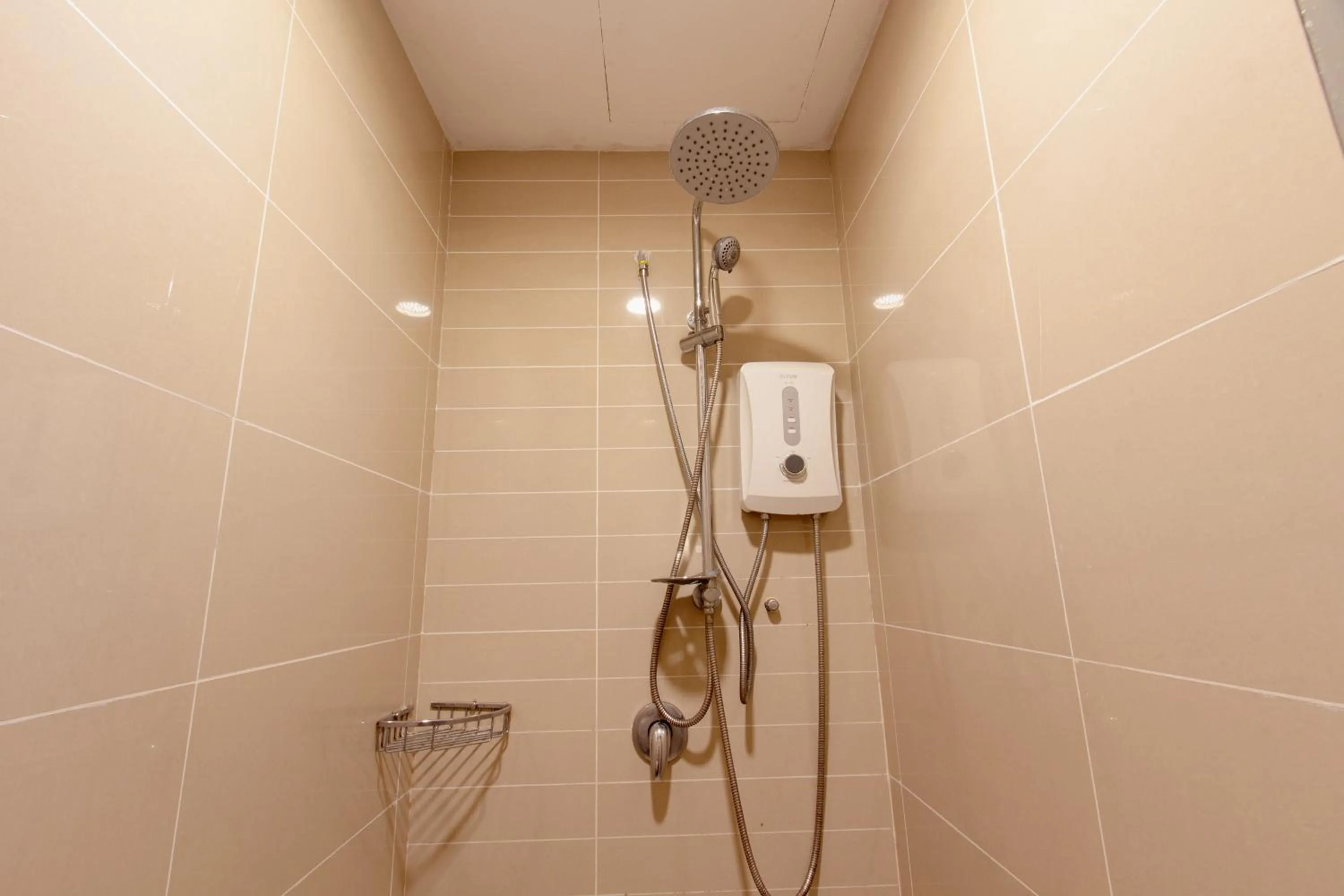 Shower in Bangi Perdana Hotel