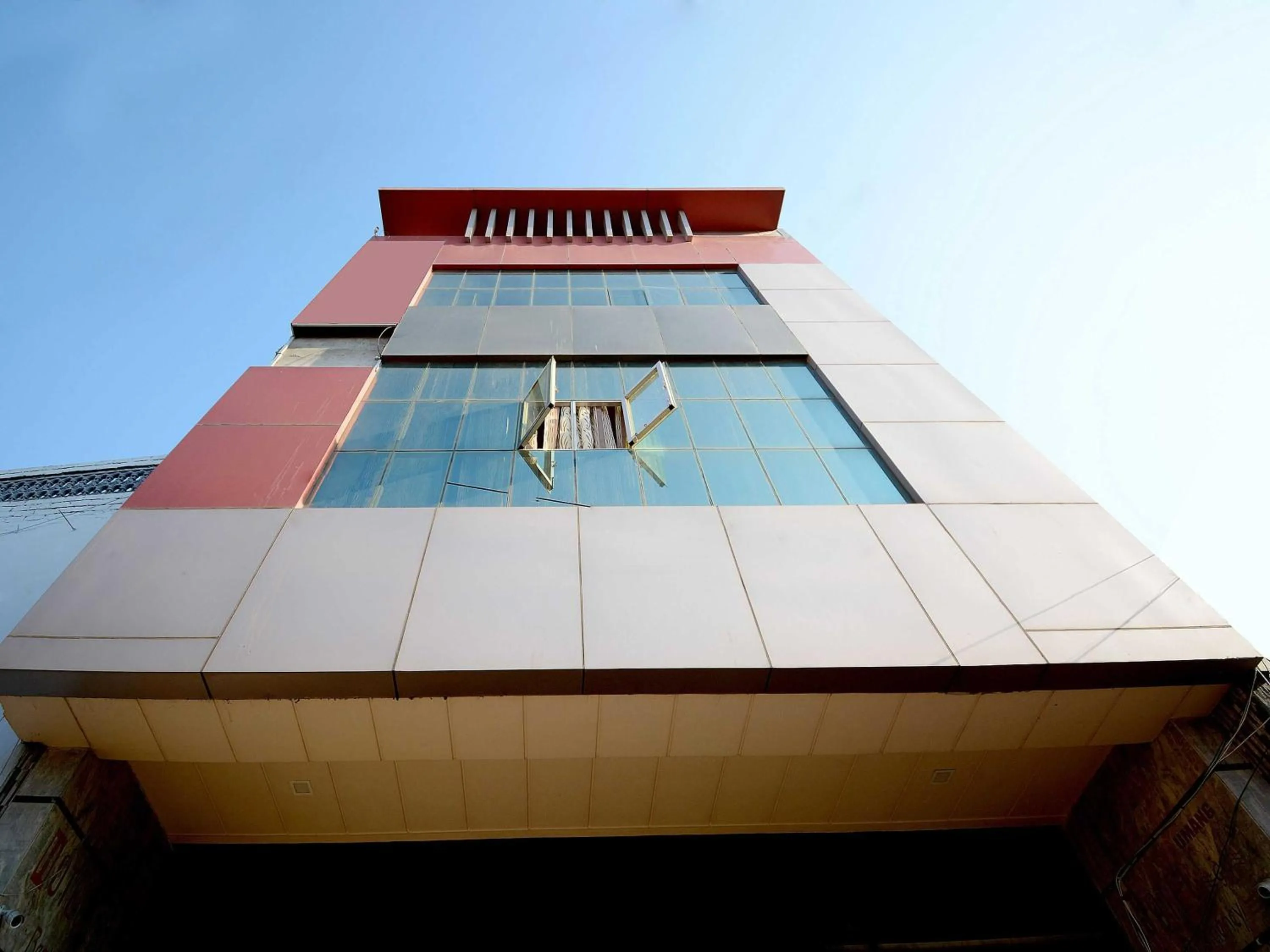 Facade/entrance in Hotel O Uman G.g.
