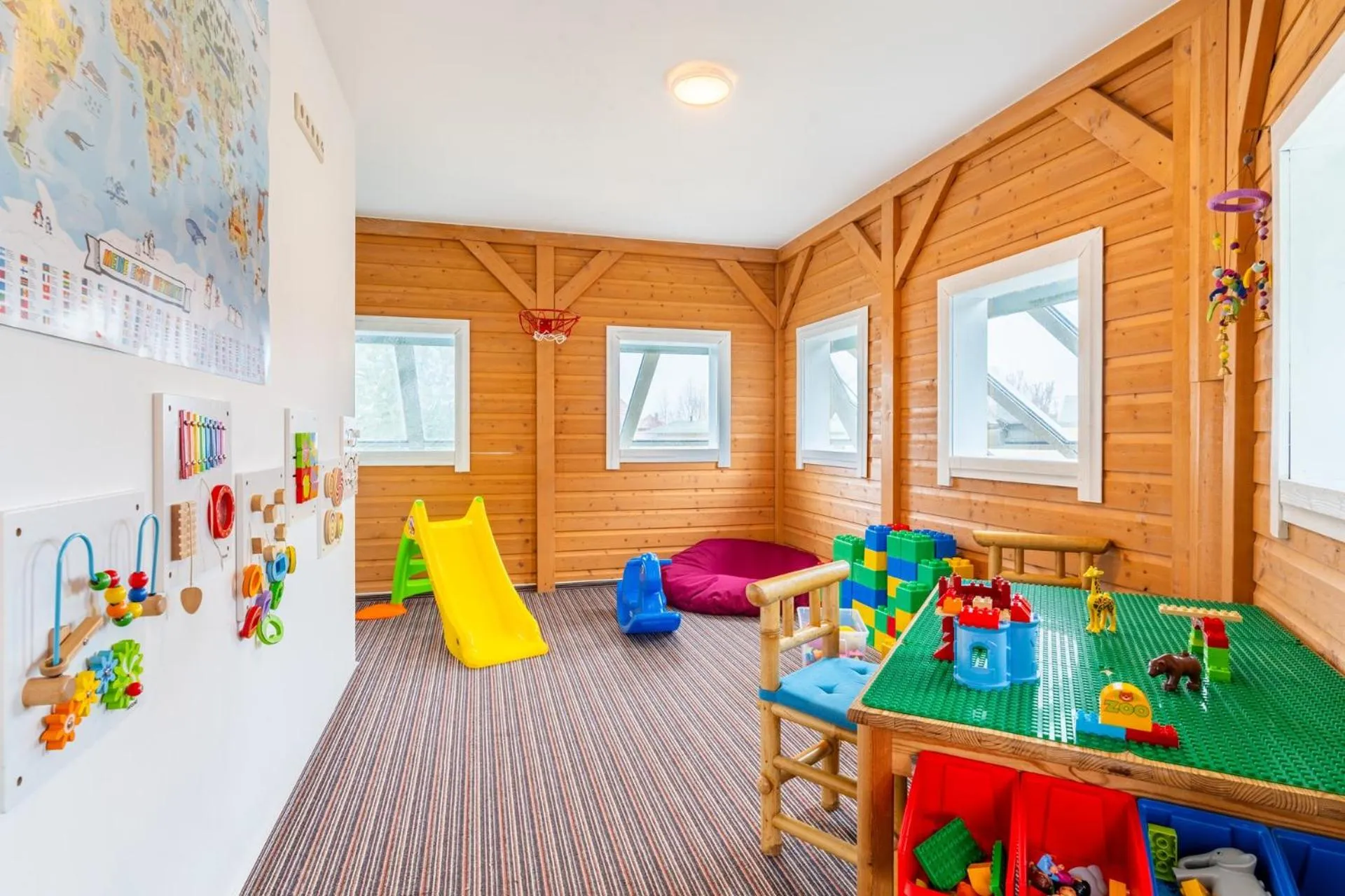 Game Room in Aparthotel Tropenhaus Bansin