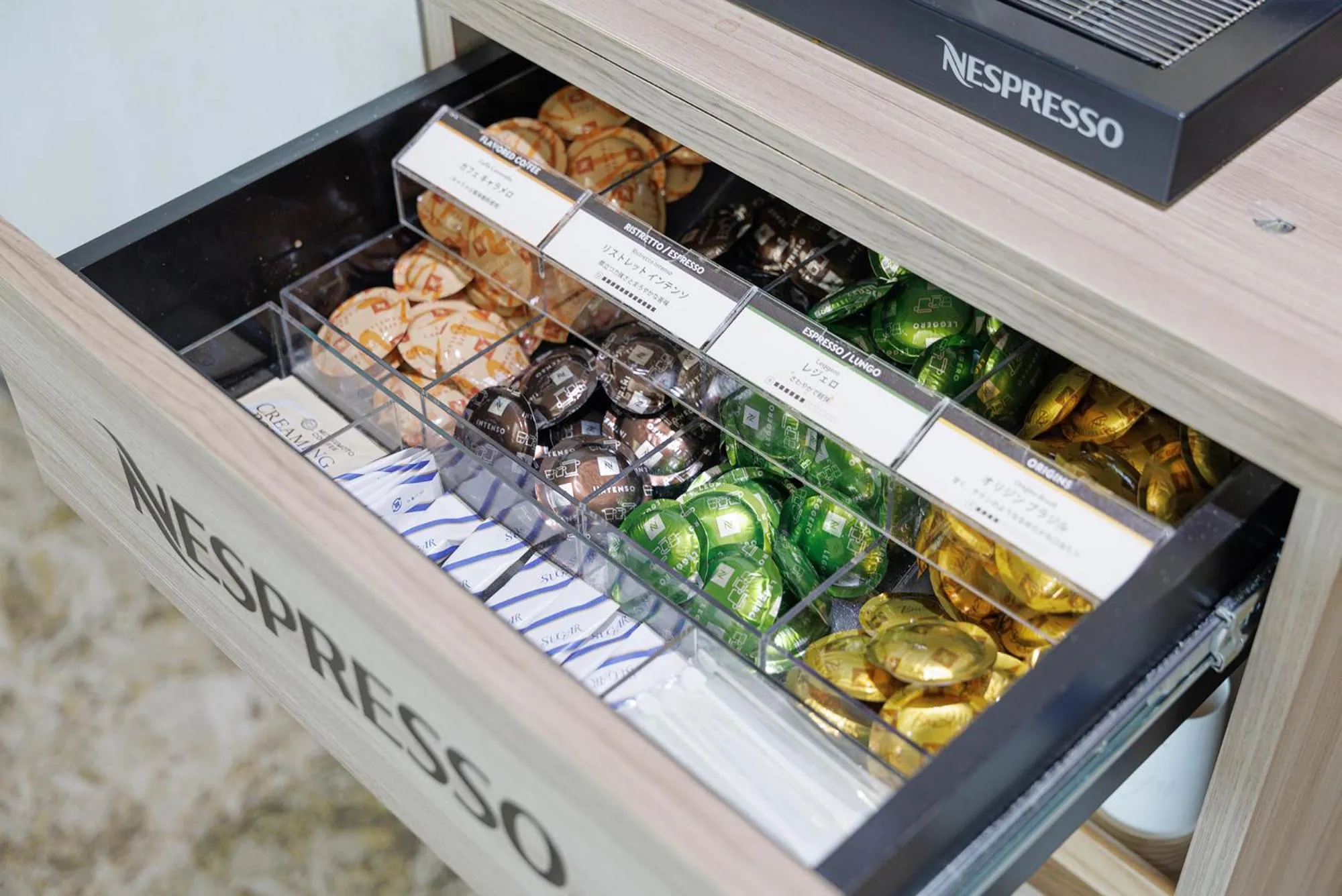 Communal lounge/ TV room in THE BLOSSOM HIBIYA