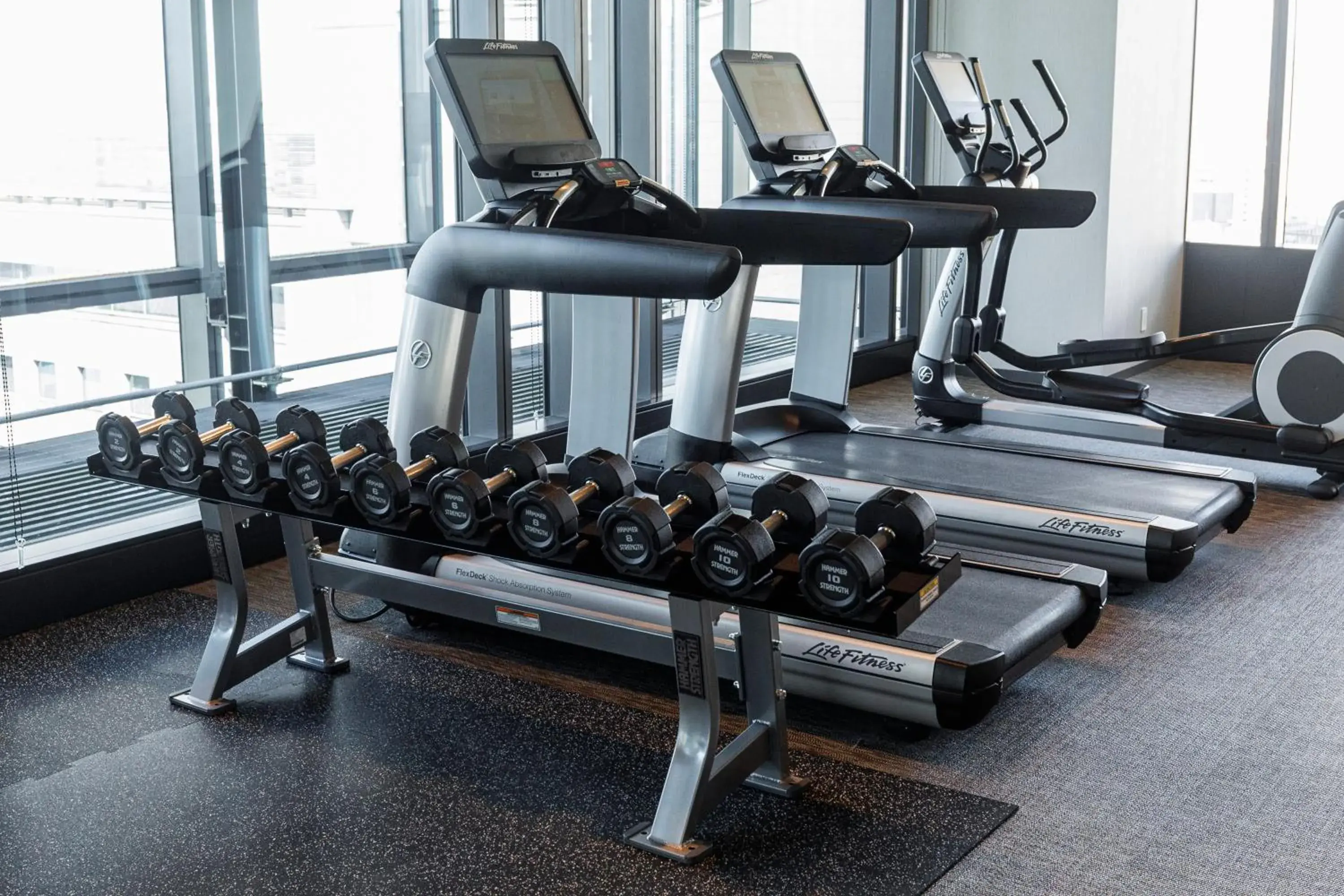 Fitness centre/facilities in THE BLOSSOM HIBIYA Fitness centre/facilities in THE BLOSSOM HIBIYA