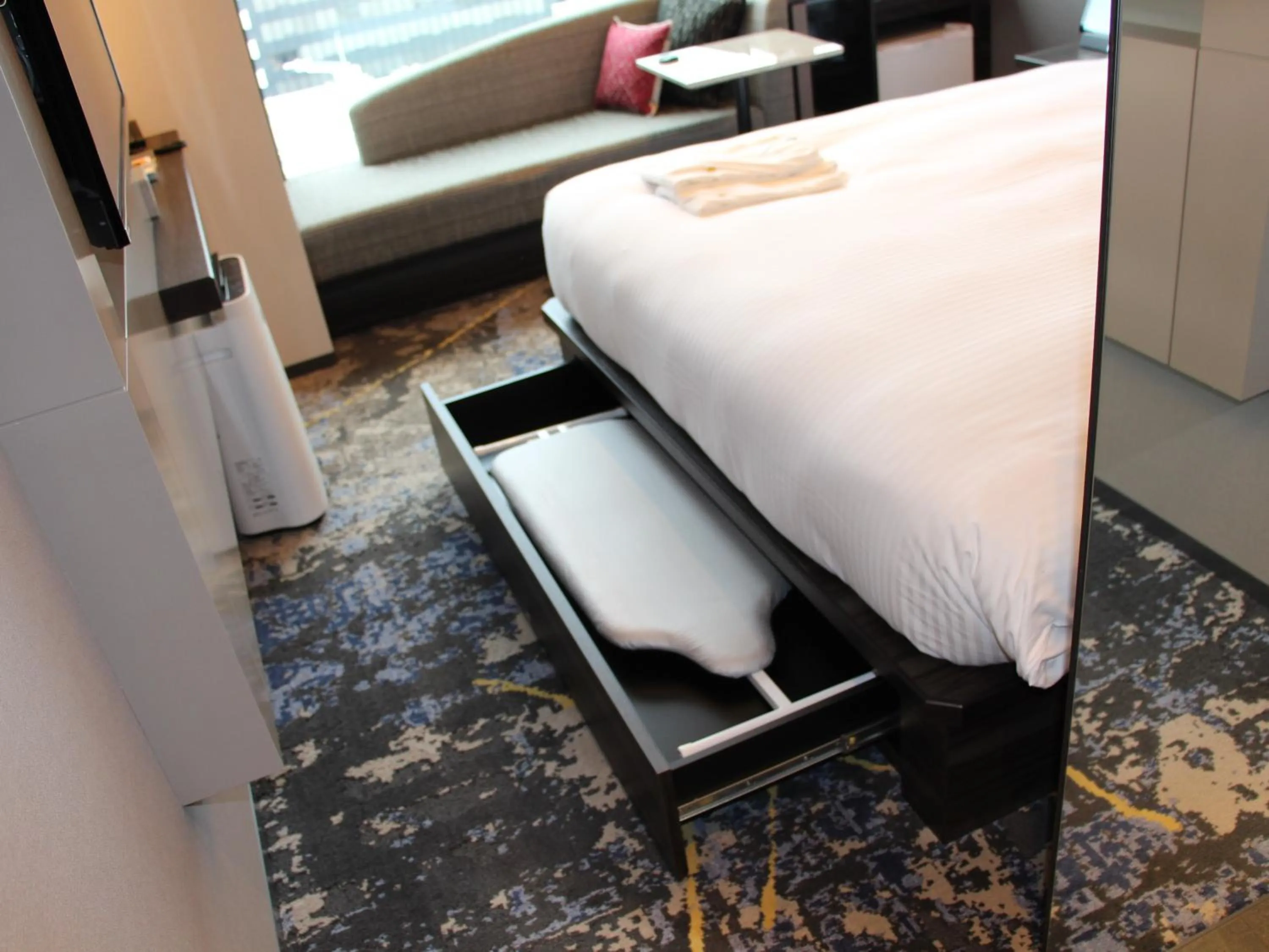 Photo of the whole room, Bed in THE BLOSSOM HIBIYA