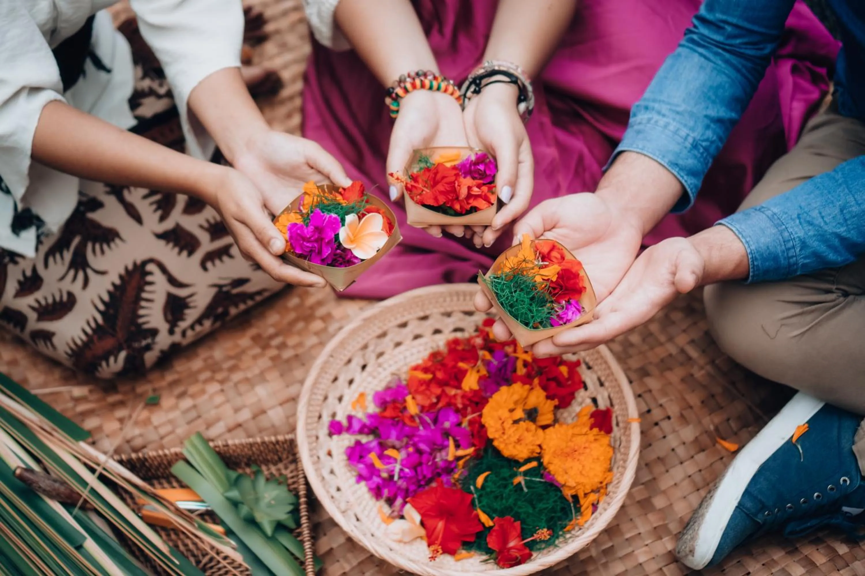 People in The Alus Cottage and Villa