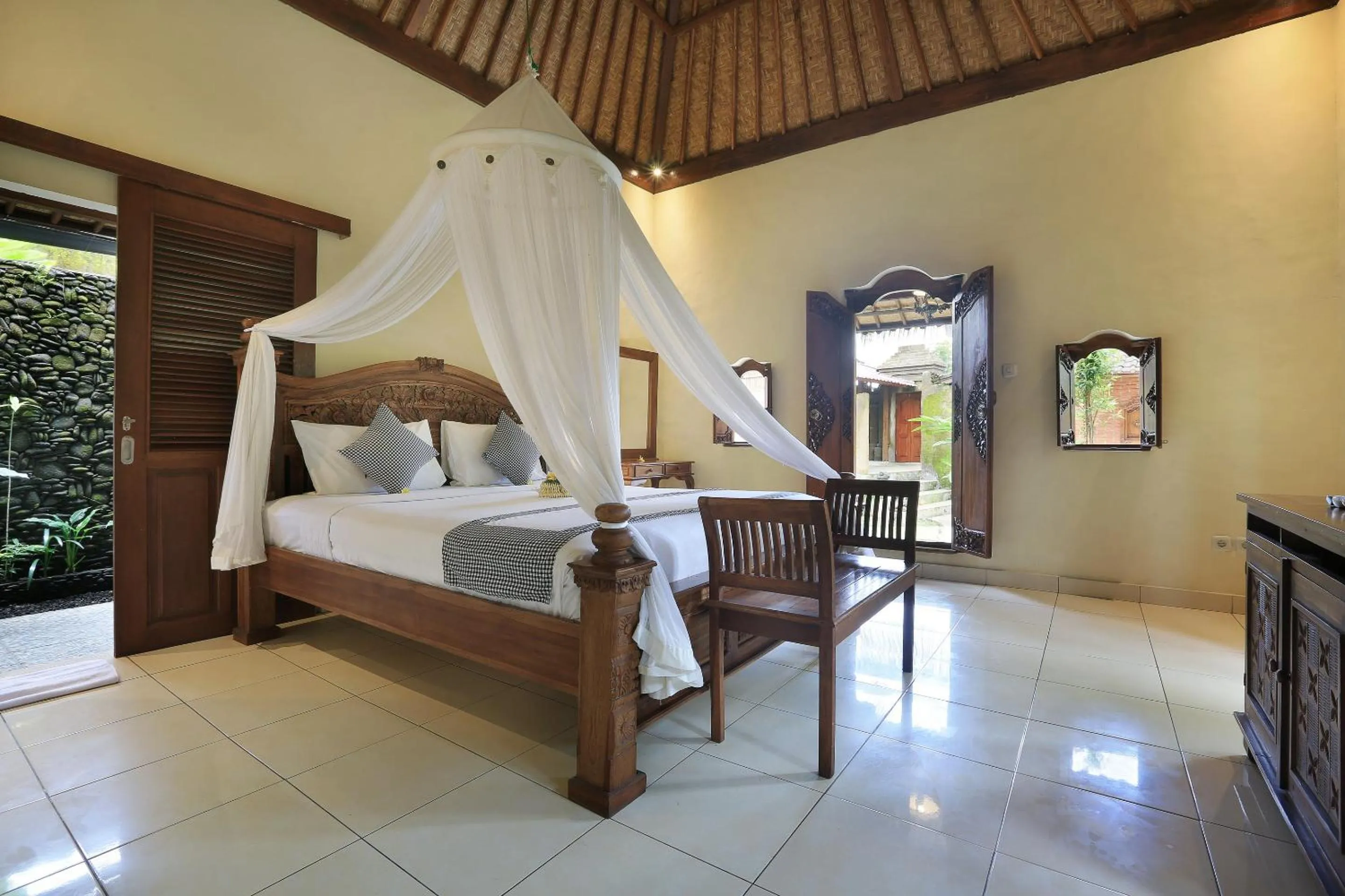 Bathroom in The Alus Cottage and Villa