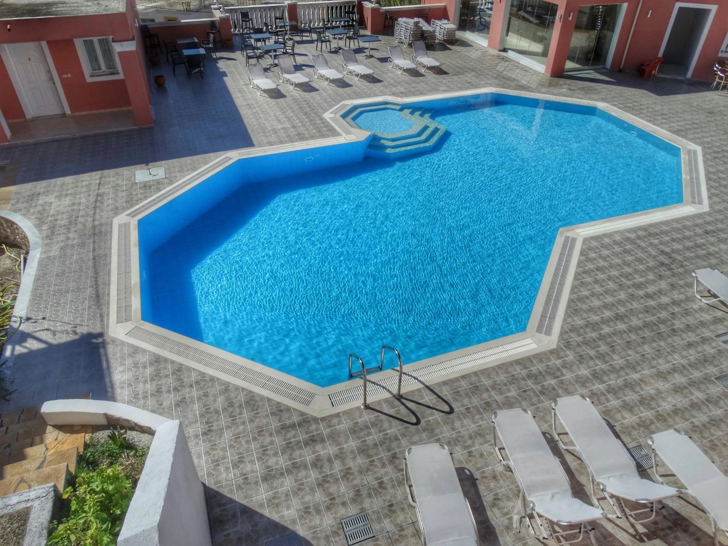 Paradiso Hotel Corfu Sea View Apartments with Pool in Ipsos