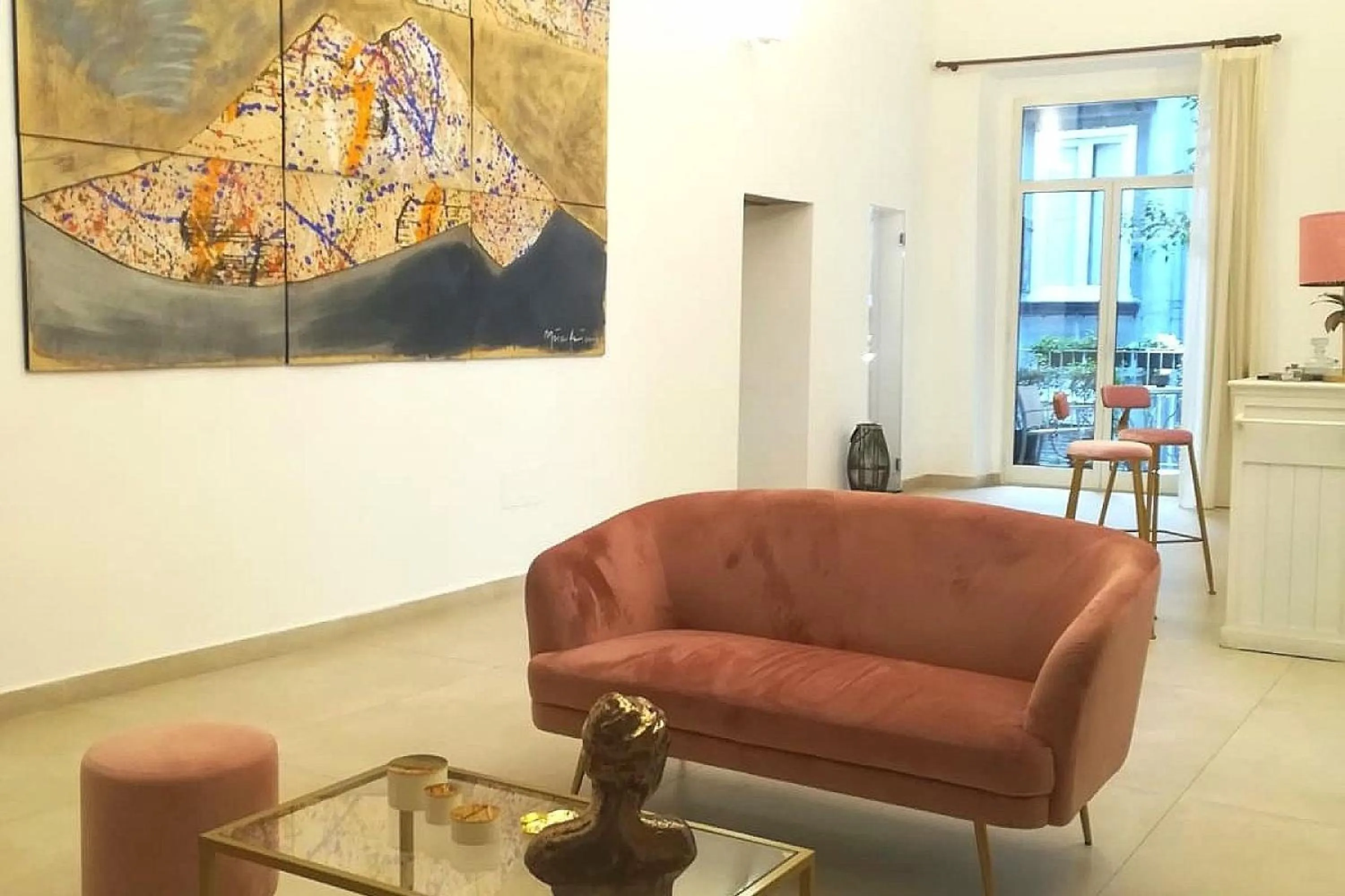 Lounge or bar in Il Tesoro Smart Suite & SPA