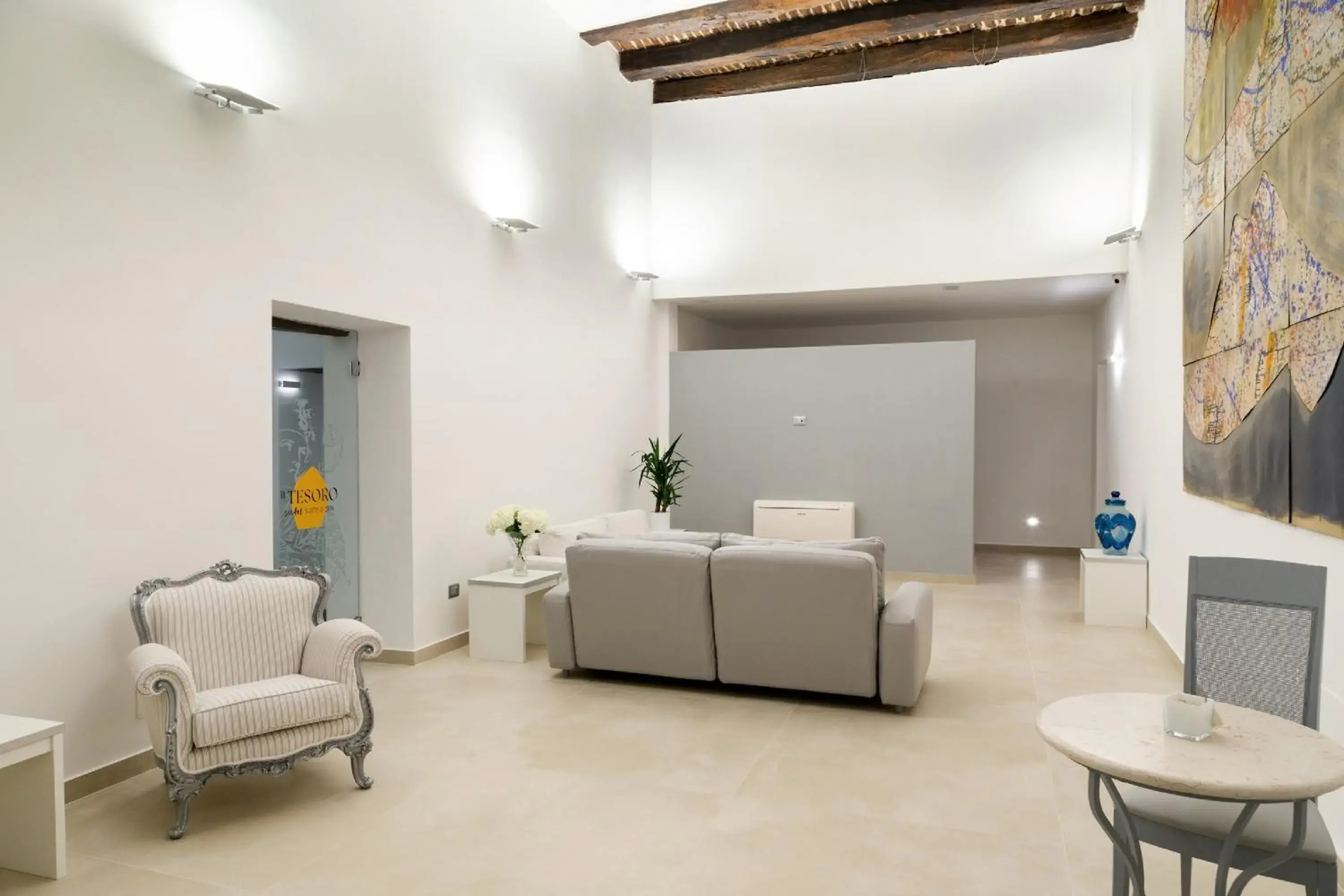 Lobby or reception in Il Tesoro Smart Suite & SPA Lobby or reception in Il Tesoro Smart Suite & SPA