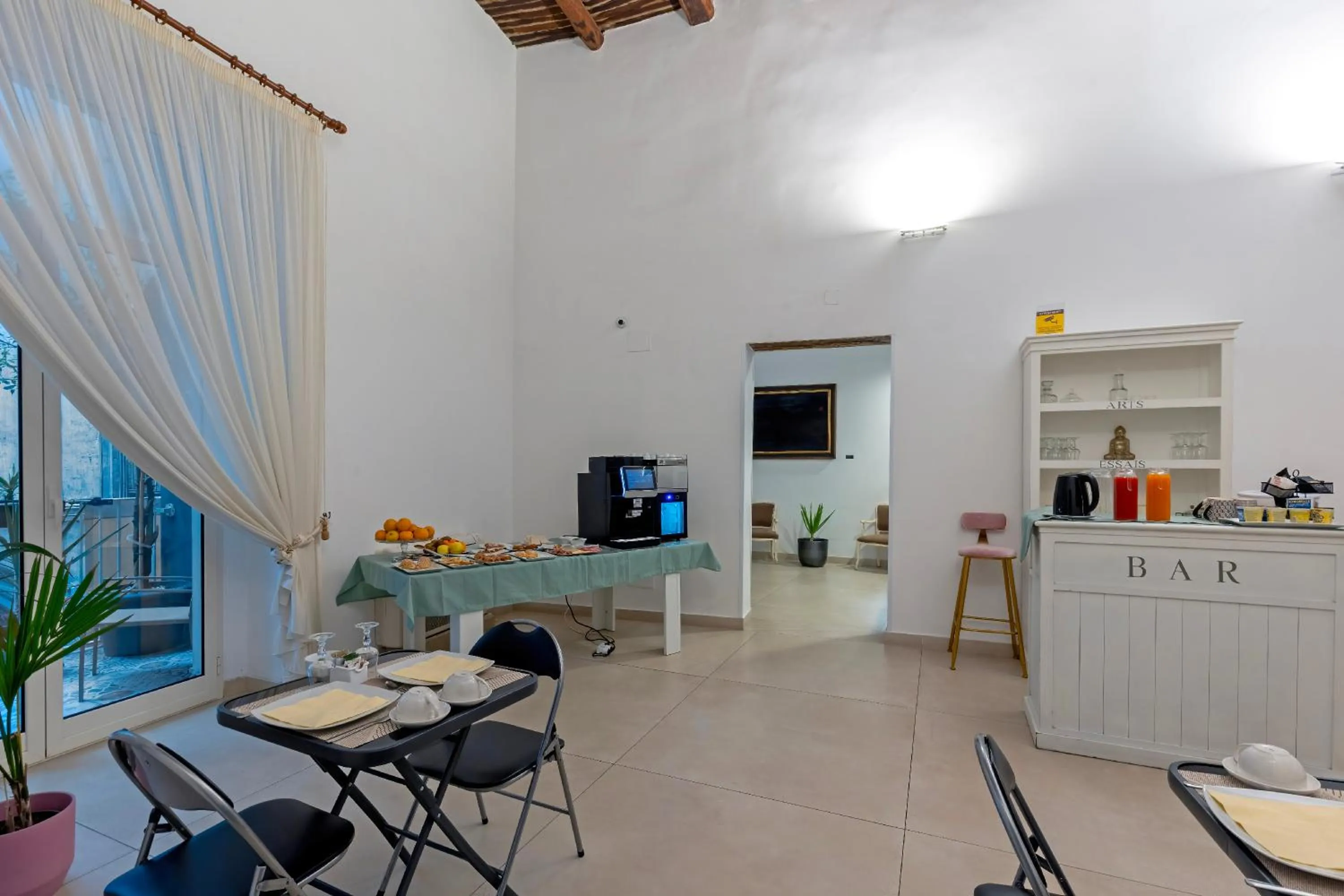 Lounge or bar in Il Tesoro Smart Suite & SPA