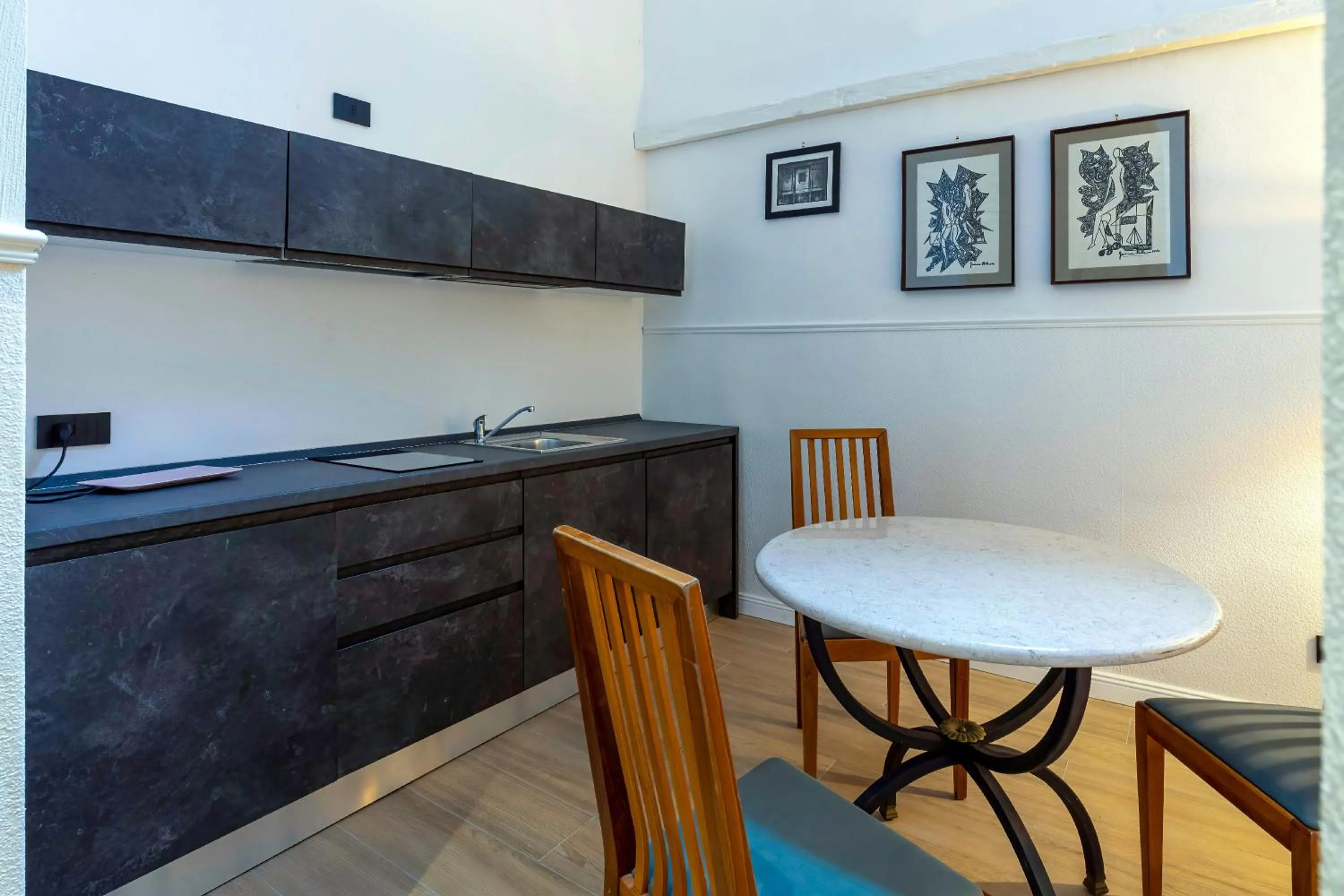 Dining area in Il Tesoro Smart Suite & SPA