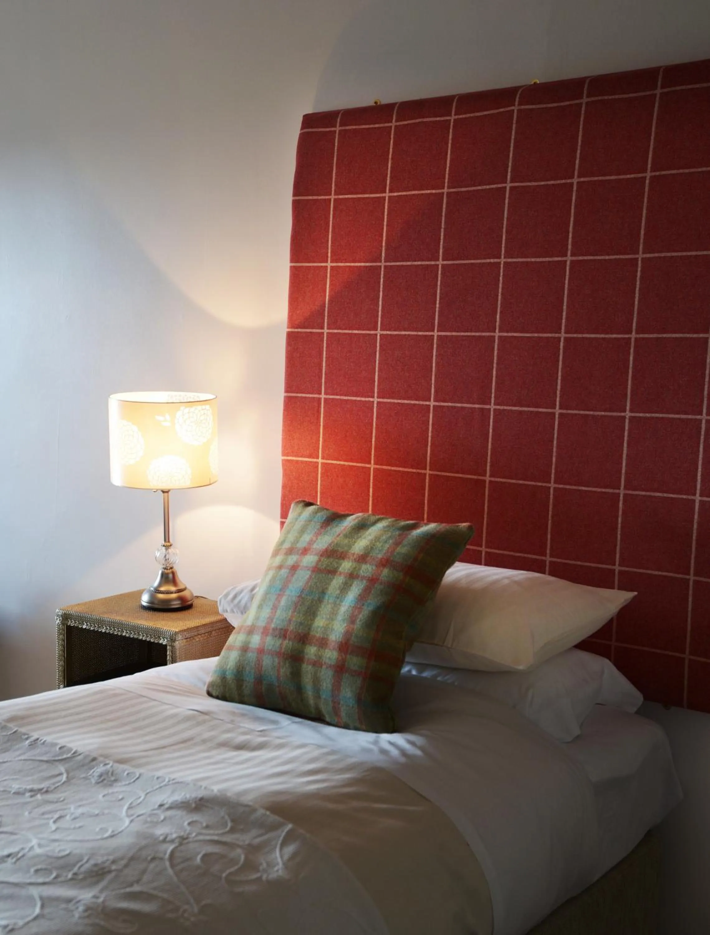 Bathroom, Bed in Buccleuch Arms