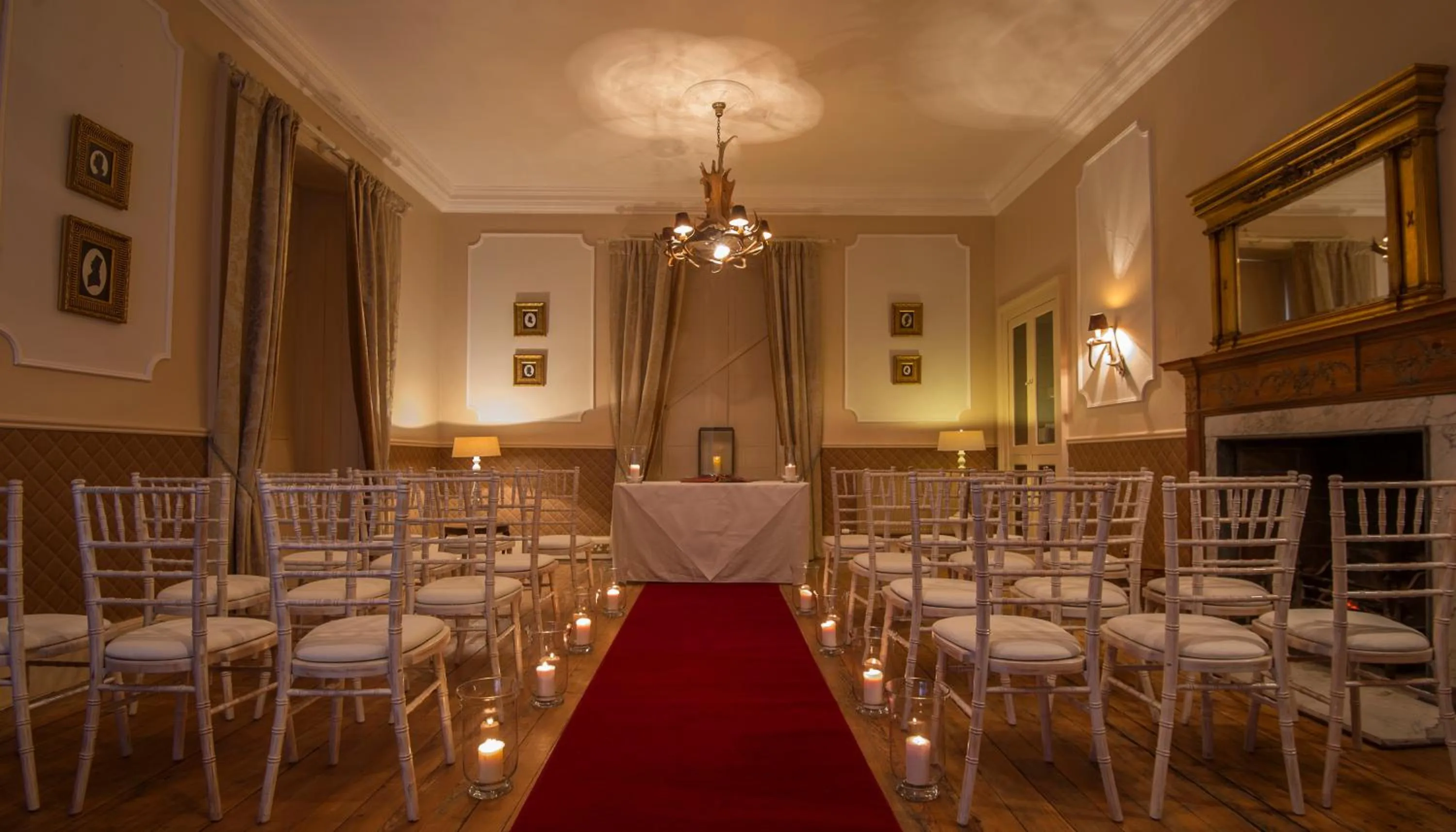 Night in Buccleuch Arms