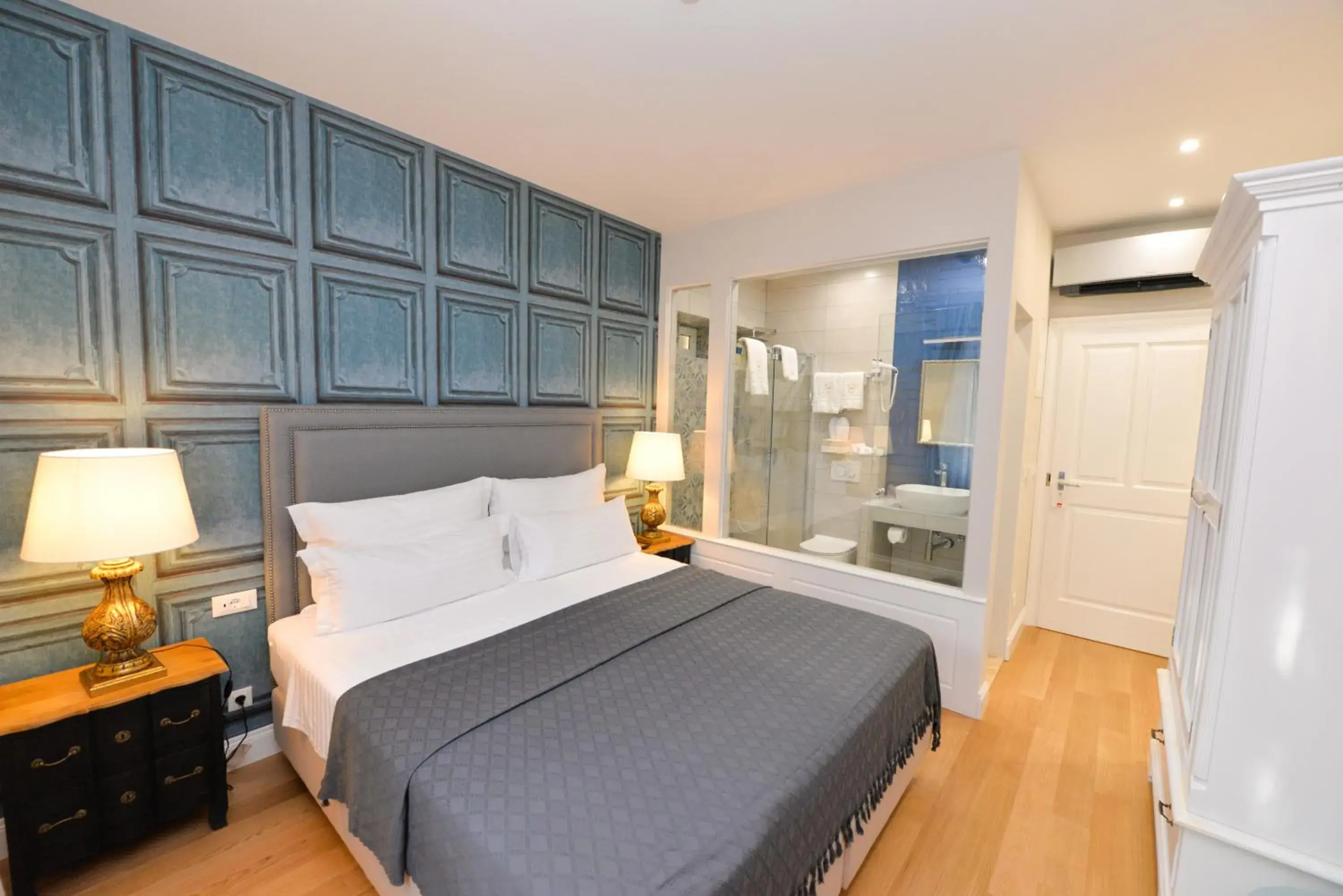 Double Room in The Duke luxury rooms Double Room in The Duke luxury rooms