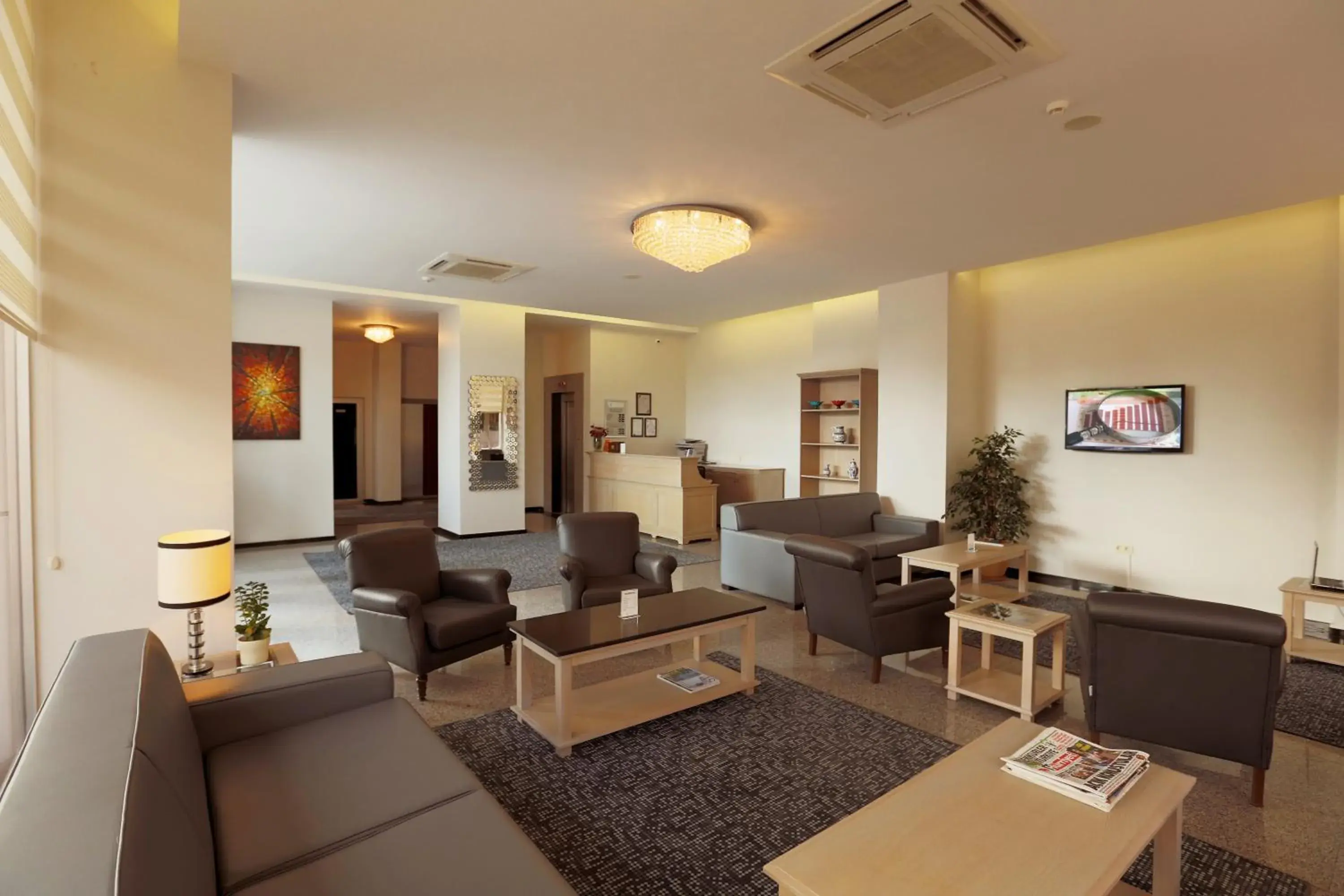 Lobby or reception in Hotel Expocity Istanbul Lobby or reception in Hotel Expocity Istanbul