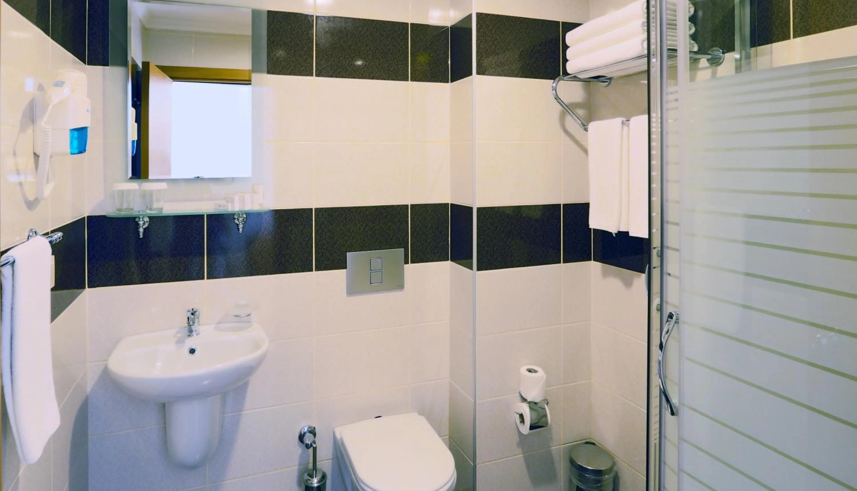 Bathroom in Hotel Expocity Istanbul