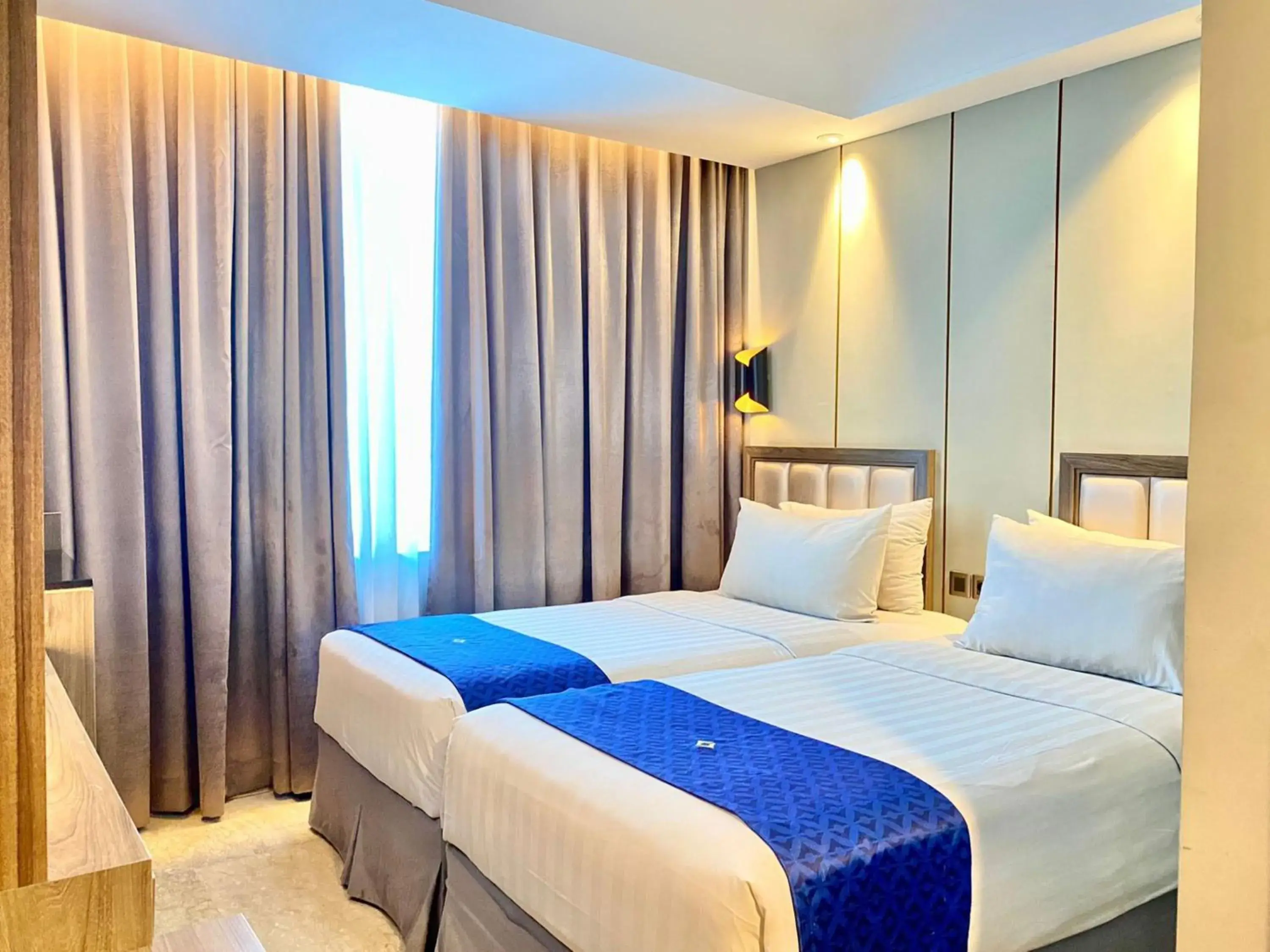 Bedroom, Bed in Arthama Hotel Wahid Hasyim Jakarta