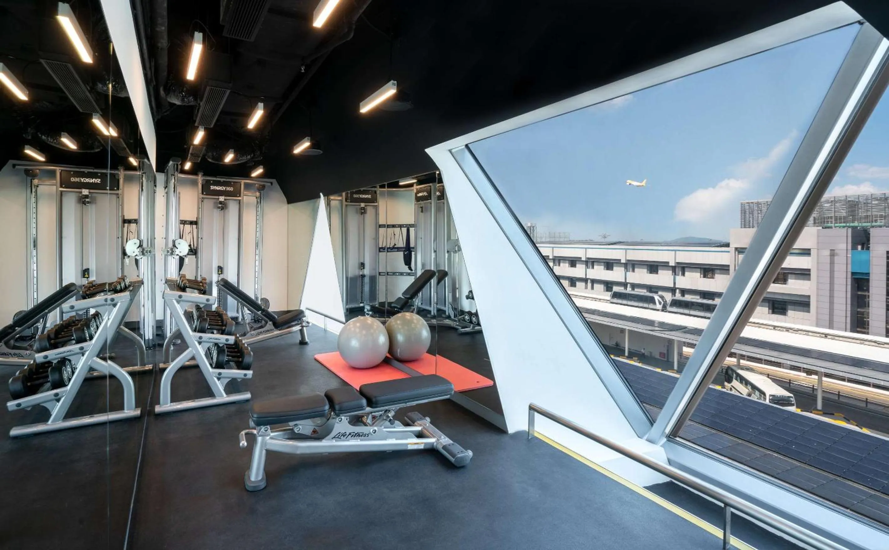Fitness centre/facilities in YOTELAIR Singapore Changi Airport Landside