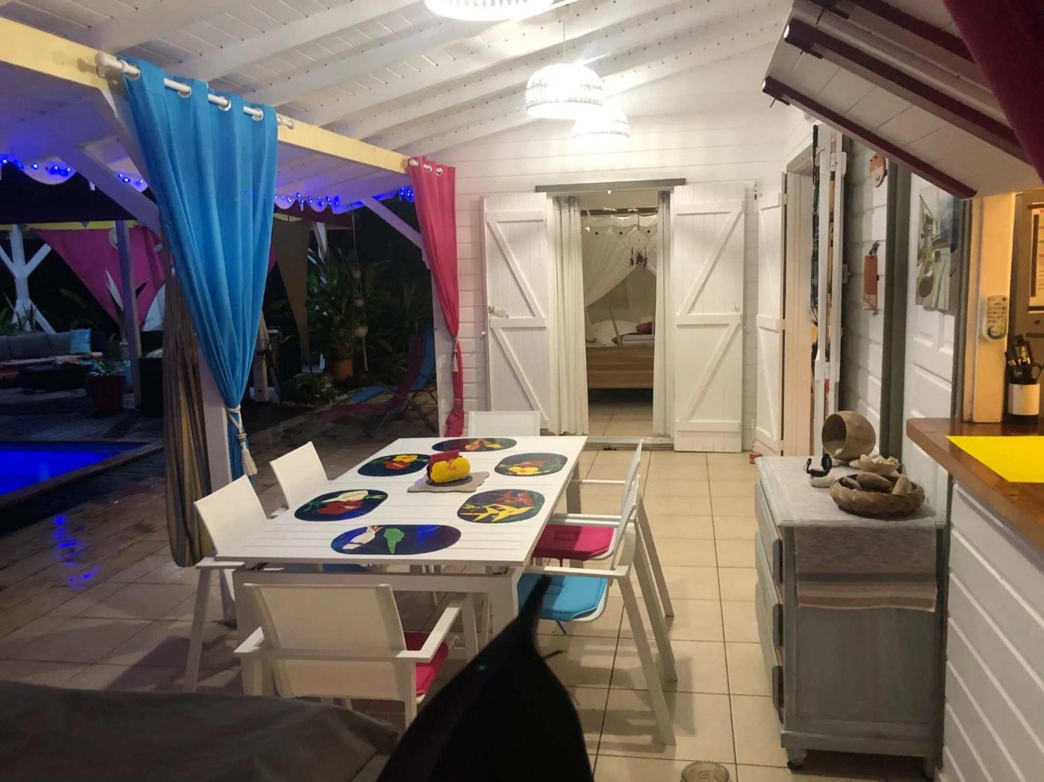 Dining area in Au Bel'vue chez Sandrine "Gite & Chambre d'hôtes"