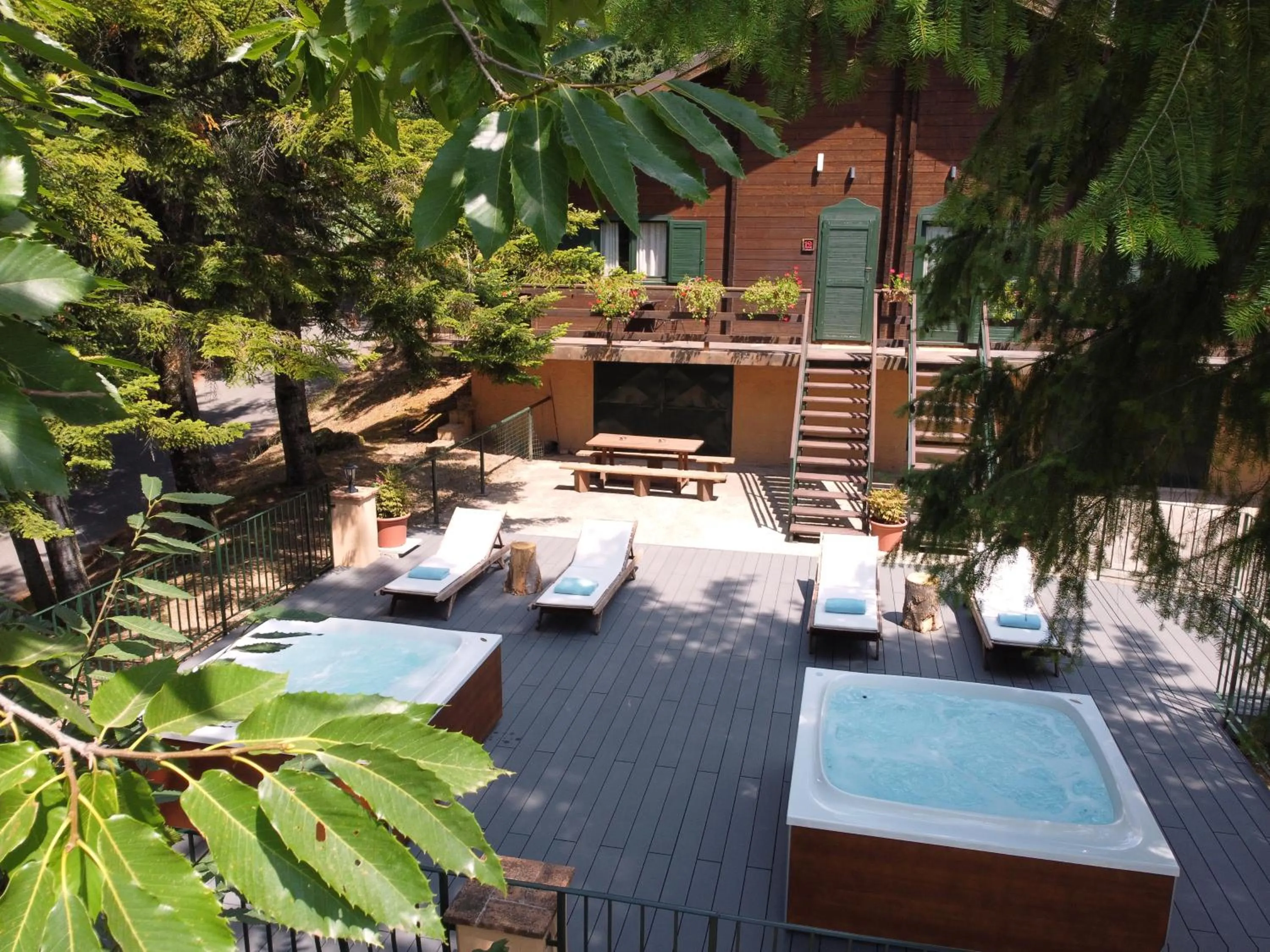 Hot Tub in Il Ciocco Hotels