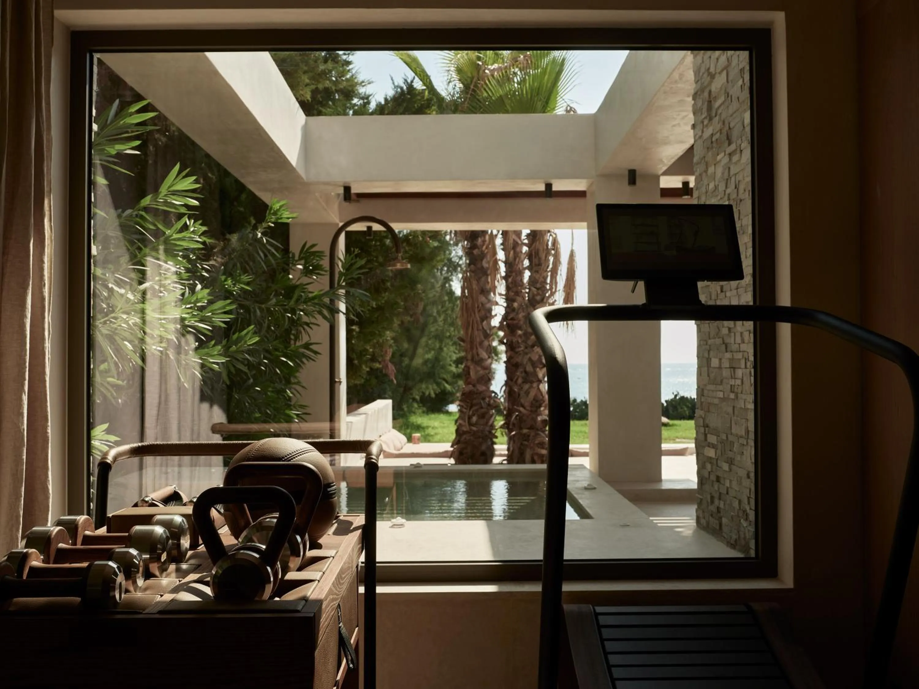 Area and facilities in Port Royal Villas and Spa - Adults Only