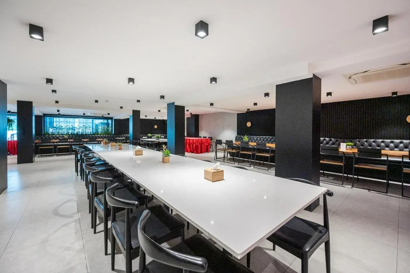 Restaurant/places to eat in Loft Bangkok Hotel Restaurant/places to eat in Loft Bangkok Hotel