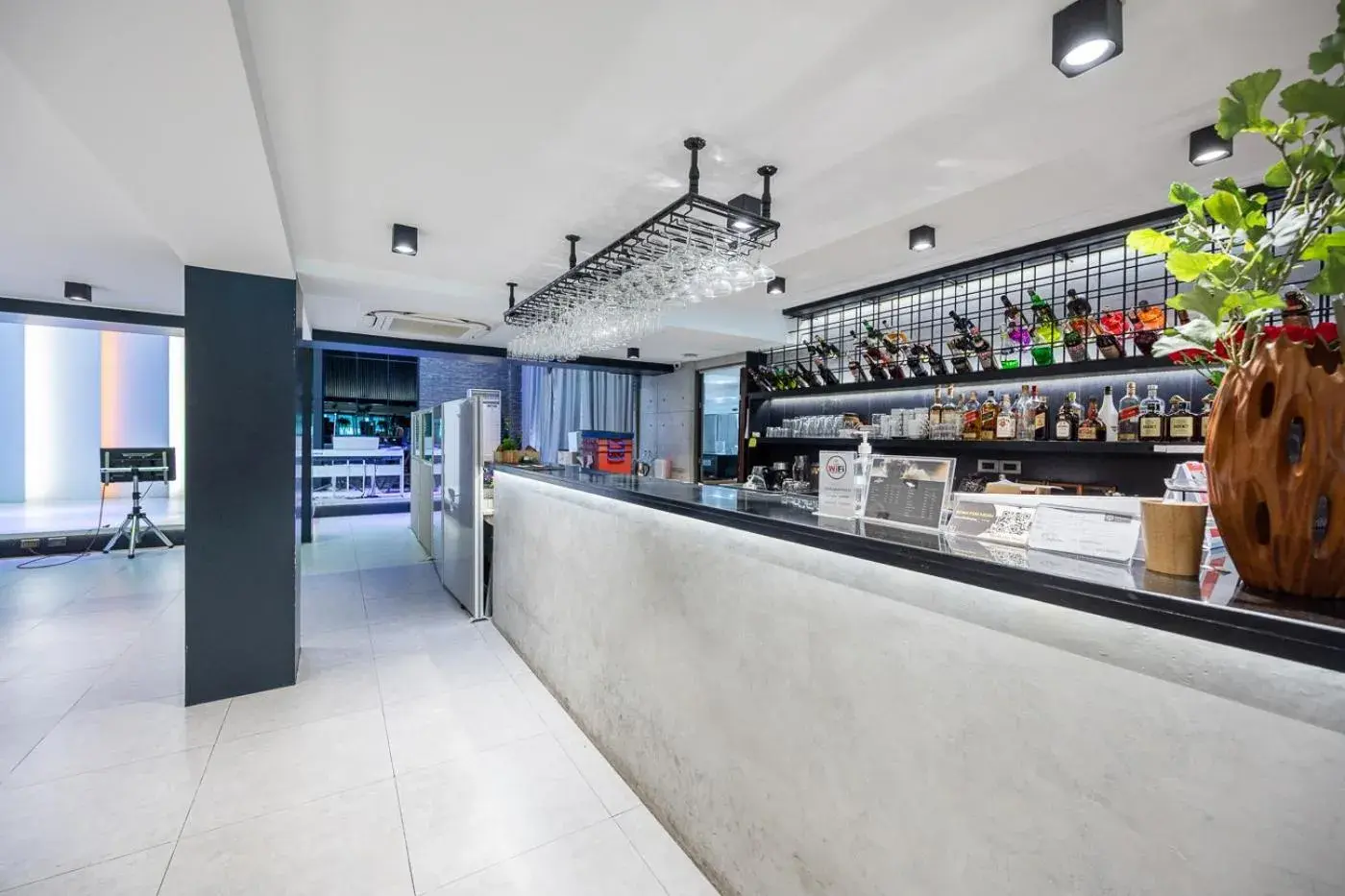 Restaurant/places to eat in Loft Bangkok Hotel Restaurant/places to eat in Loft Bangkok Hotel