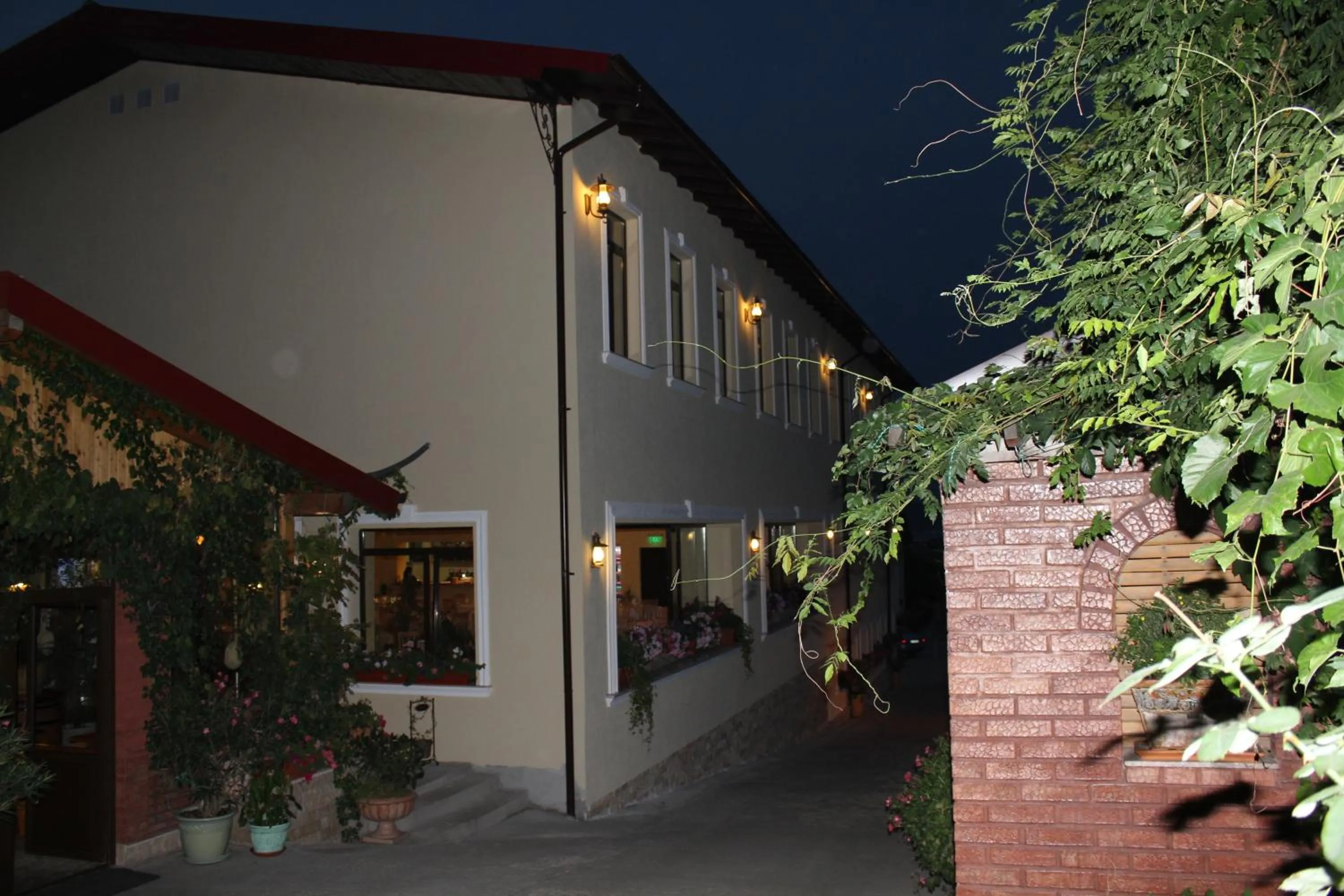 Facade/entrance in Casa Maria Arges