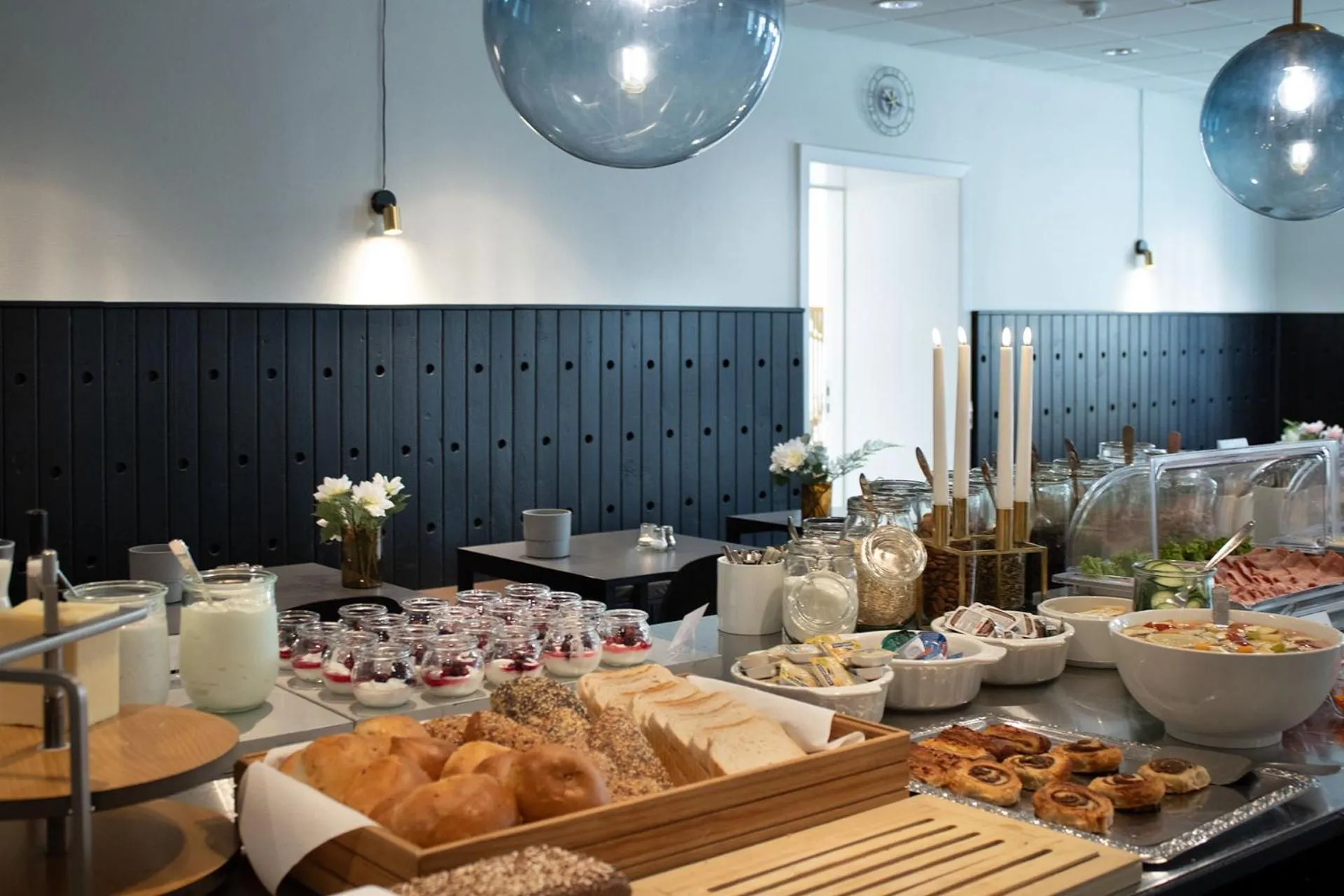 Buffet breakfast in Hotel Frederikshavn