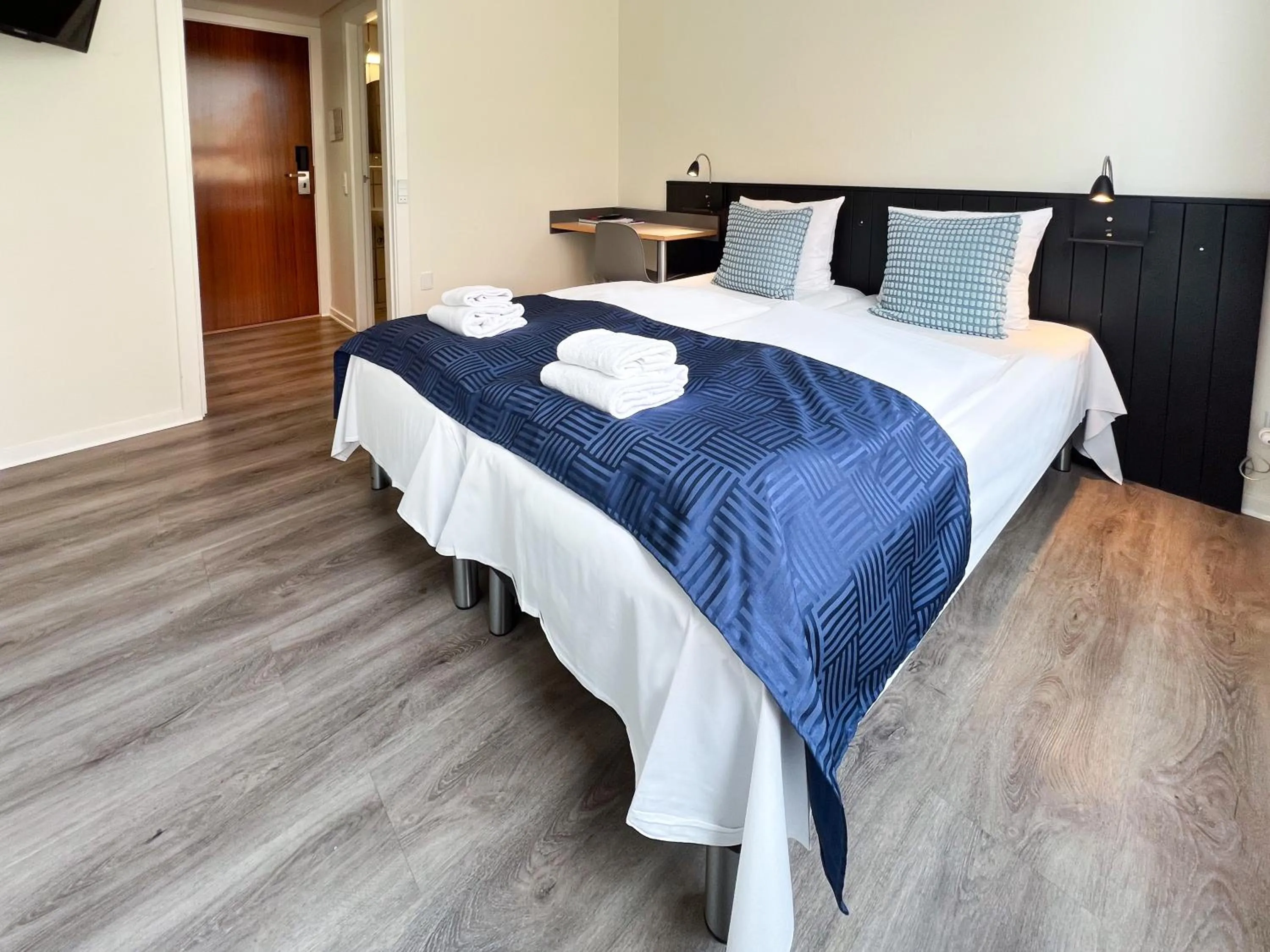 TV and multimedia, Bed in Hotel Frederikshavn