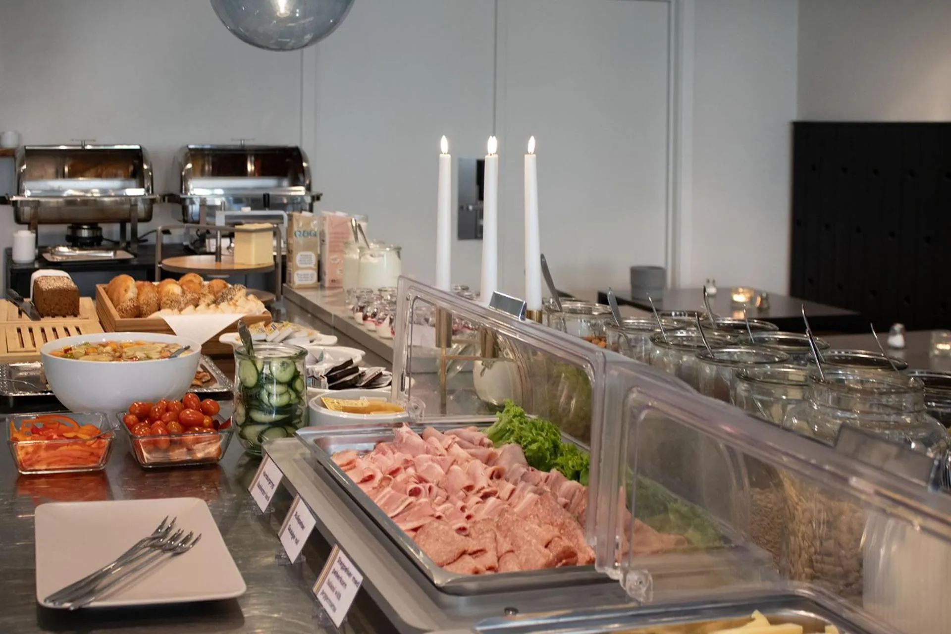 Buffet breakfast in Hotel Frederikshavn