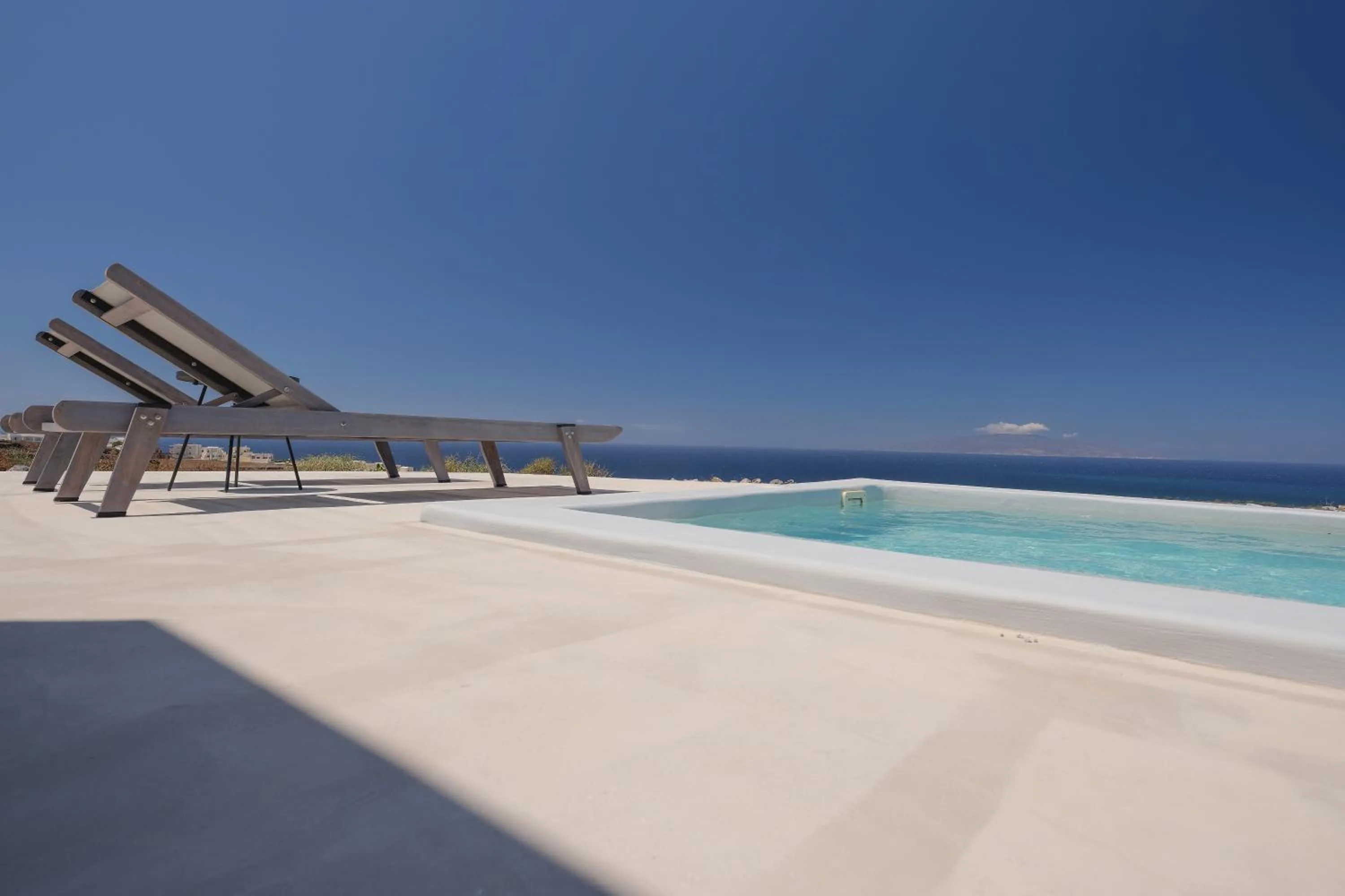 Day in Aplada Suites