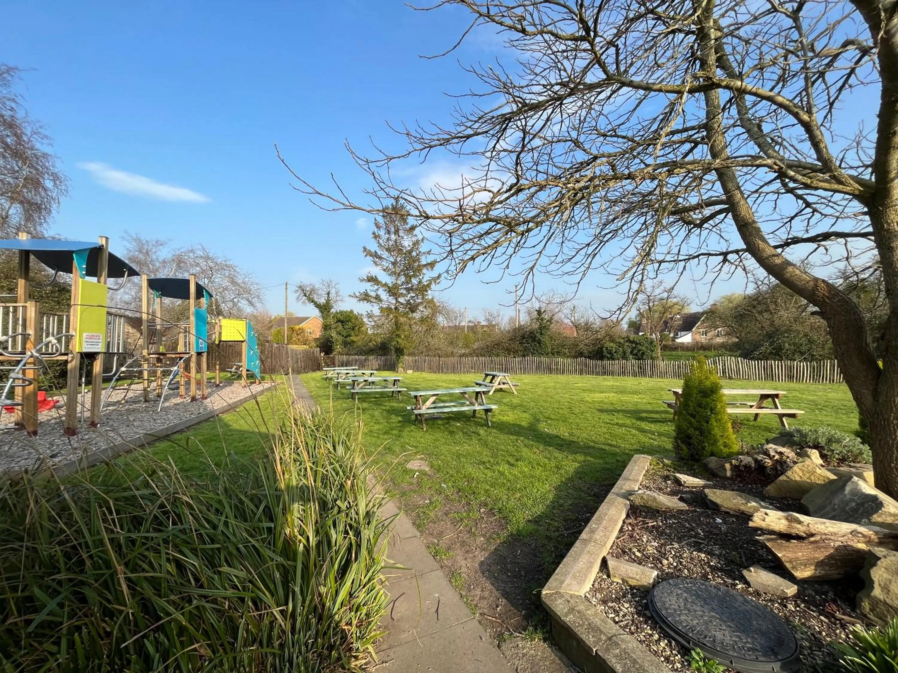 Children play ground in The Ship Inn - Self Catering Accommodation
