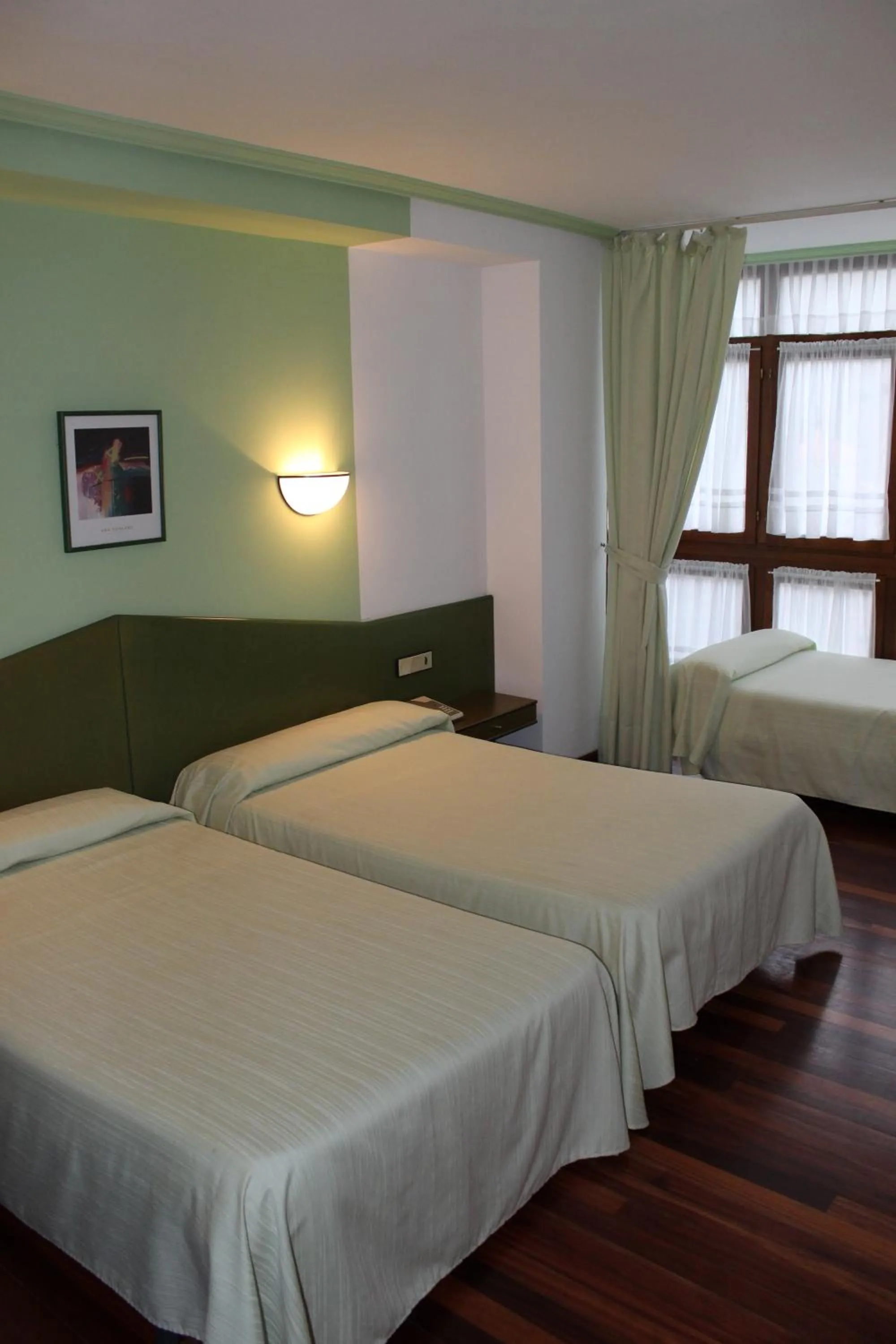 Day, Bed in Hotel Sindika