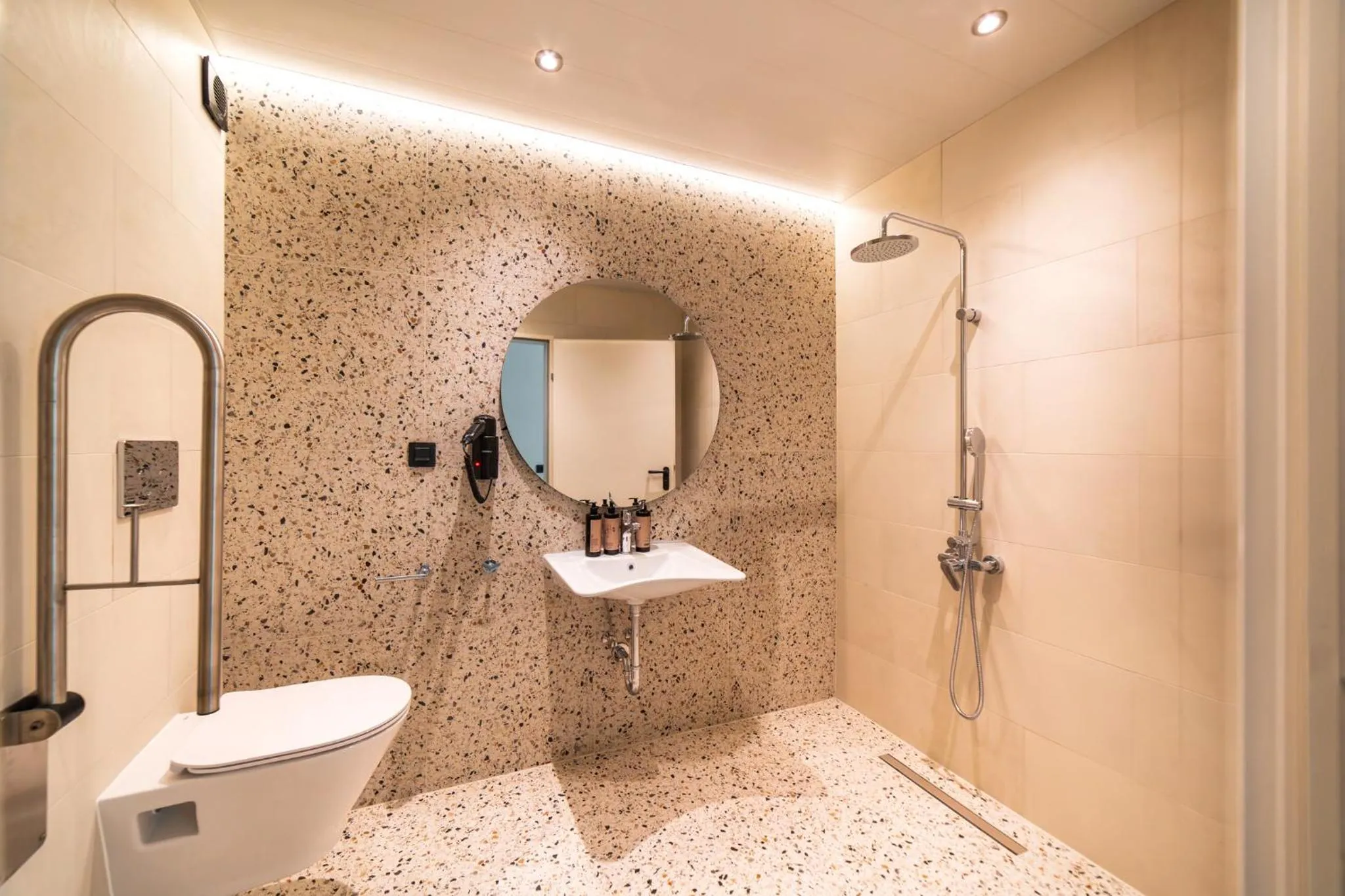 Facility for disabled guests in Festa Panorama Hotel