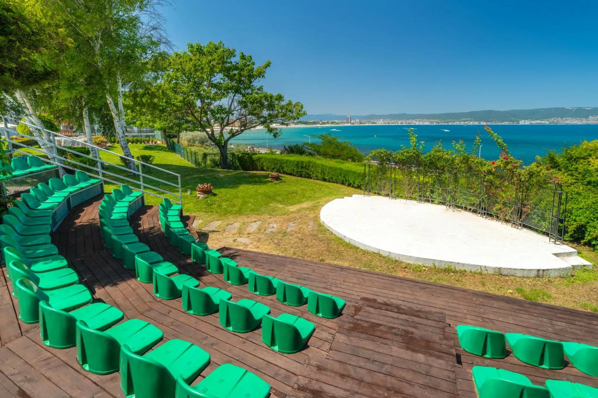 Entertainment in Festa Panorama Hotel