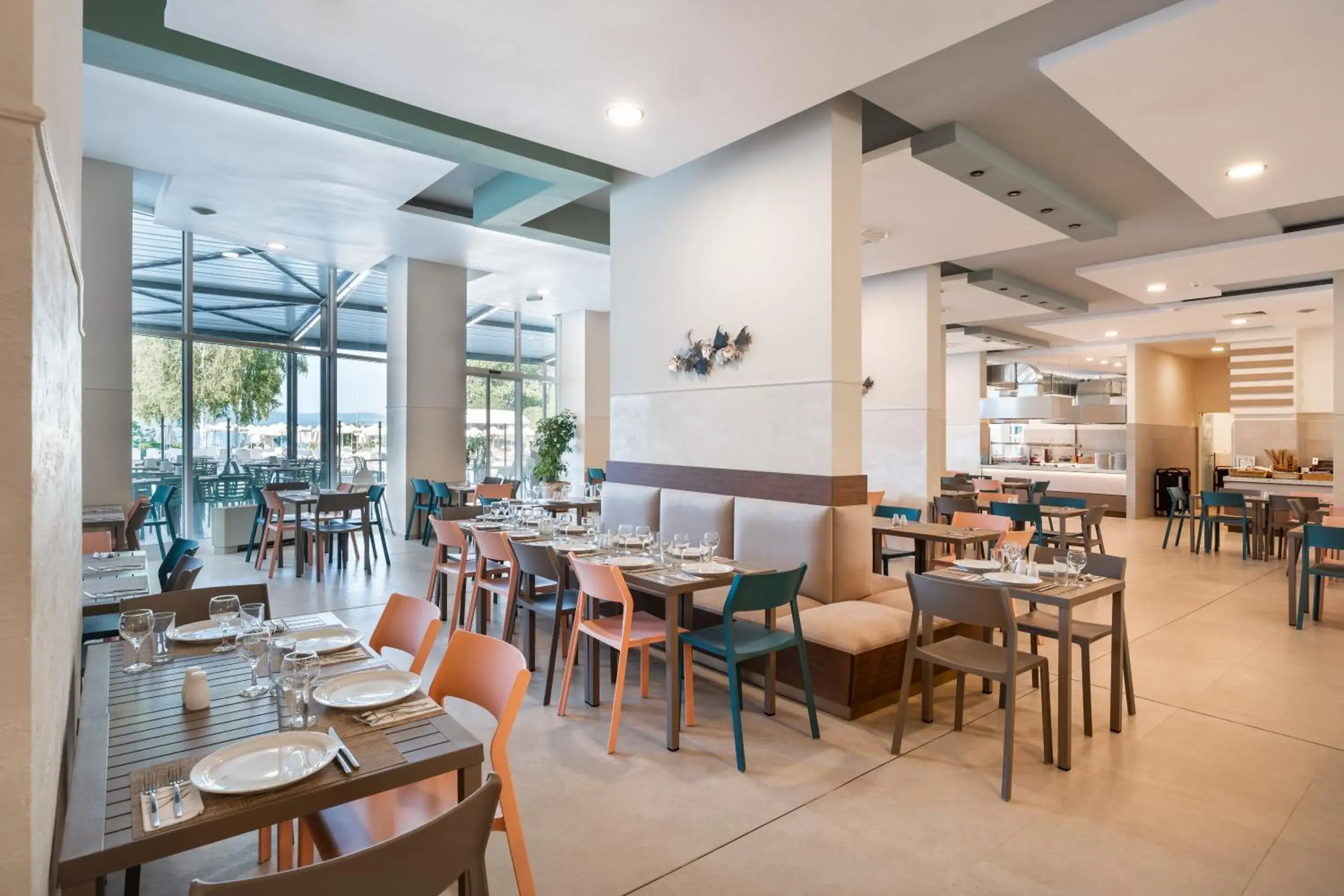 Restaurant/places to eat in Festa Panorama Hotel Restaurant/places to eat in Festa Panorama Hotel