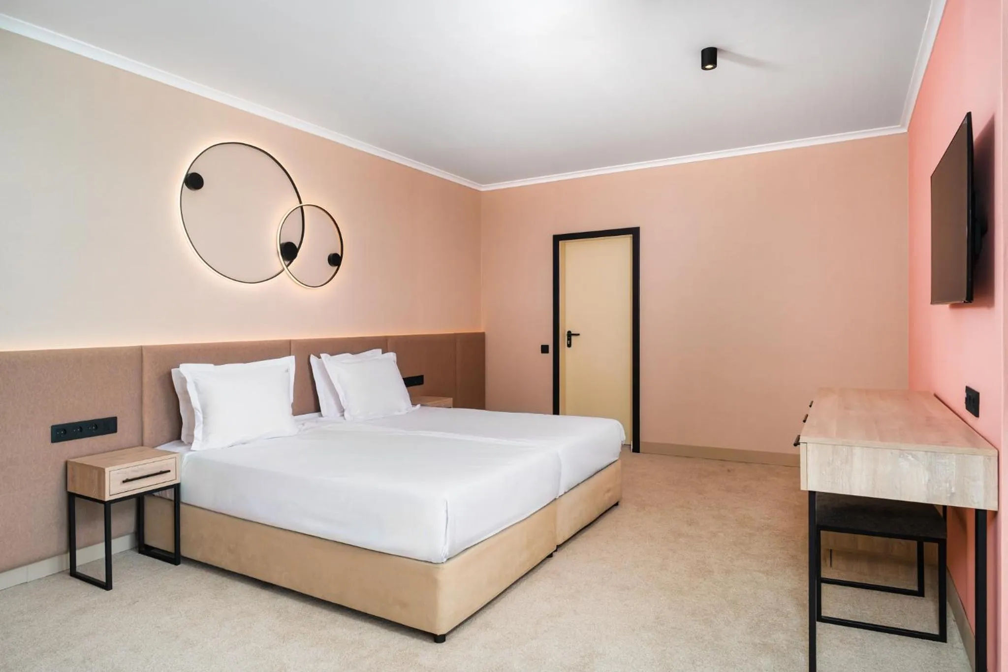 Bed in Festa Panorama Hotel