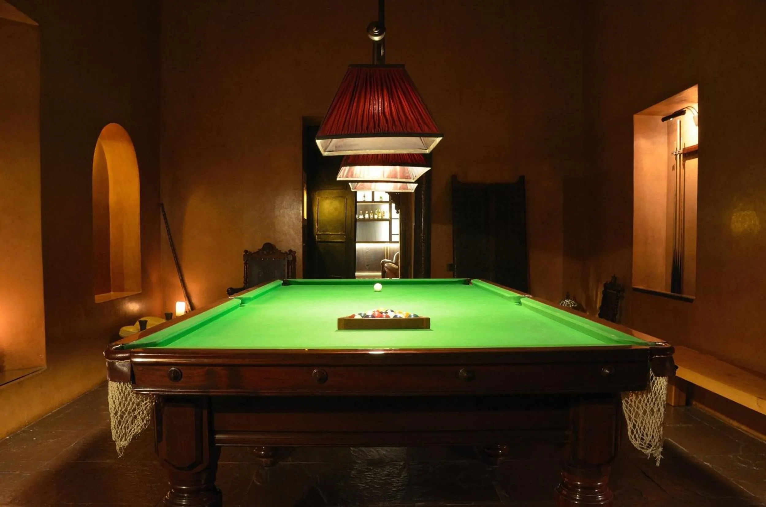 Billiard in Ksar Char-Bagh Small Luxury Hotels