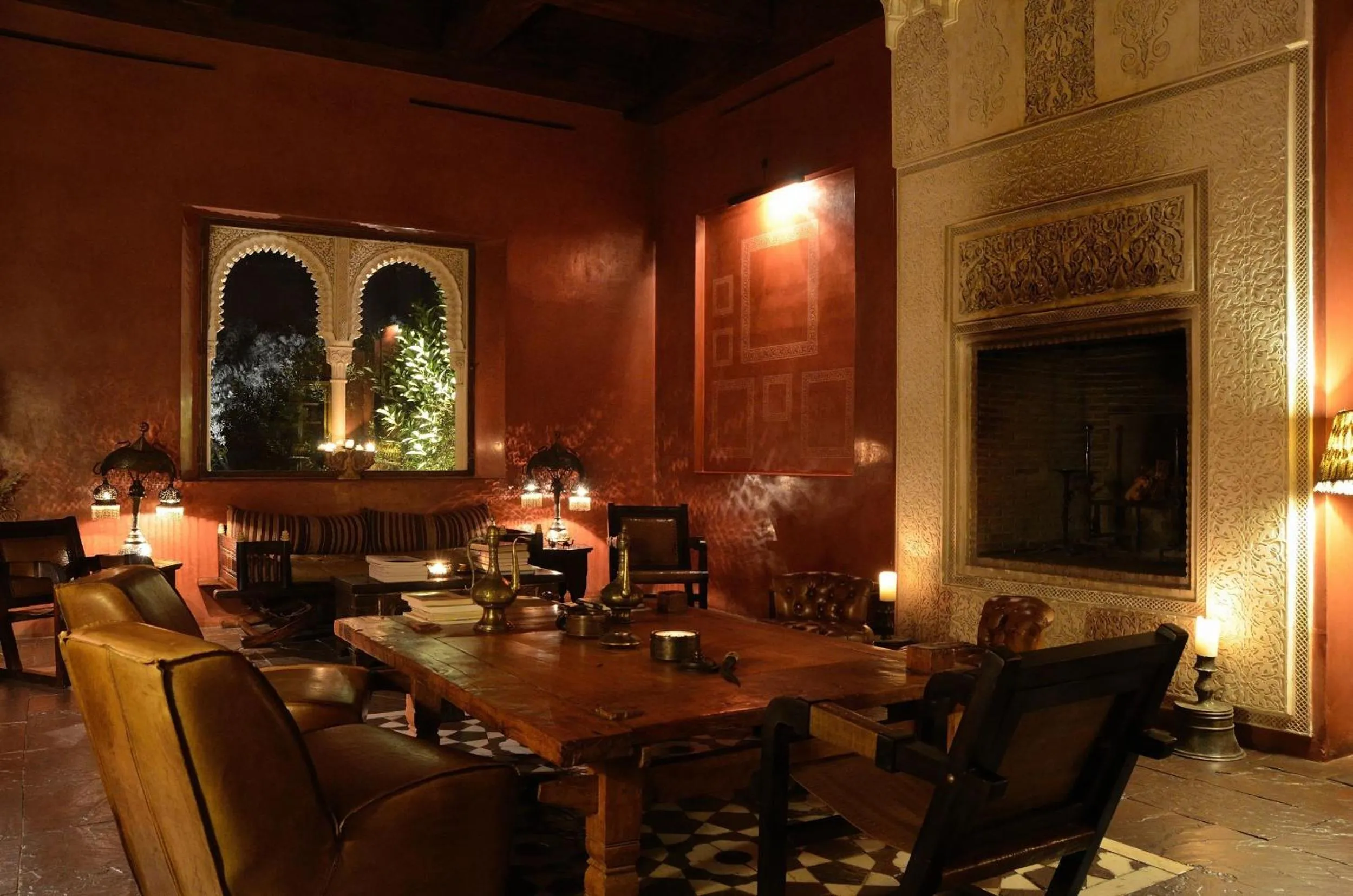 Lounge or bar in Ksar Char-Bagh Small Luxury Hotels