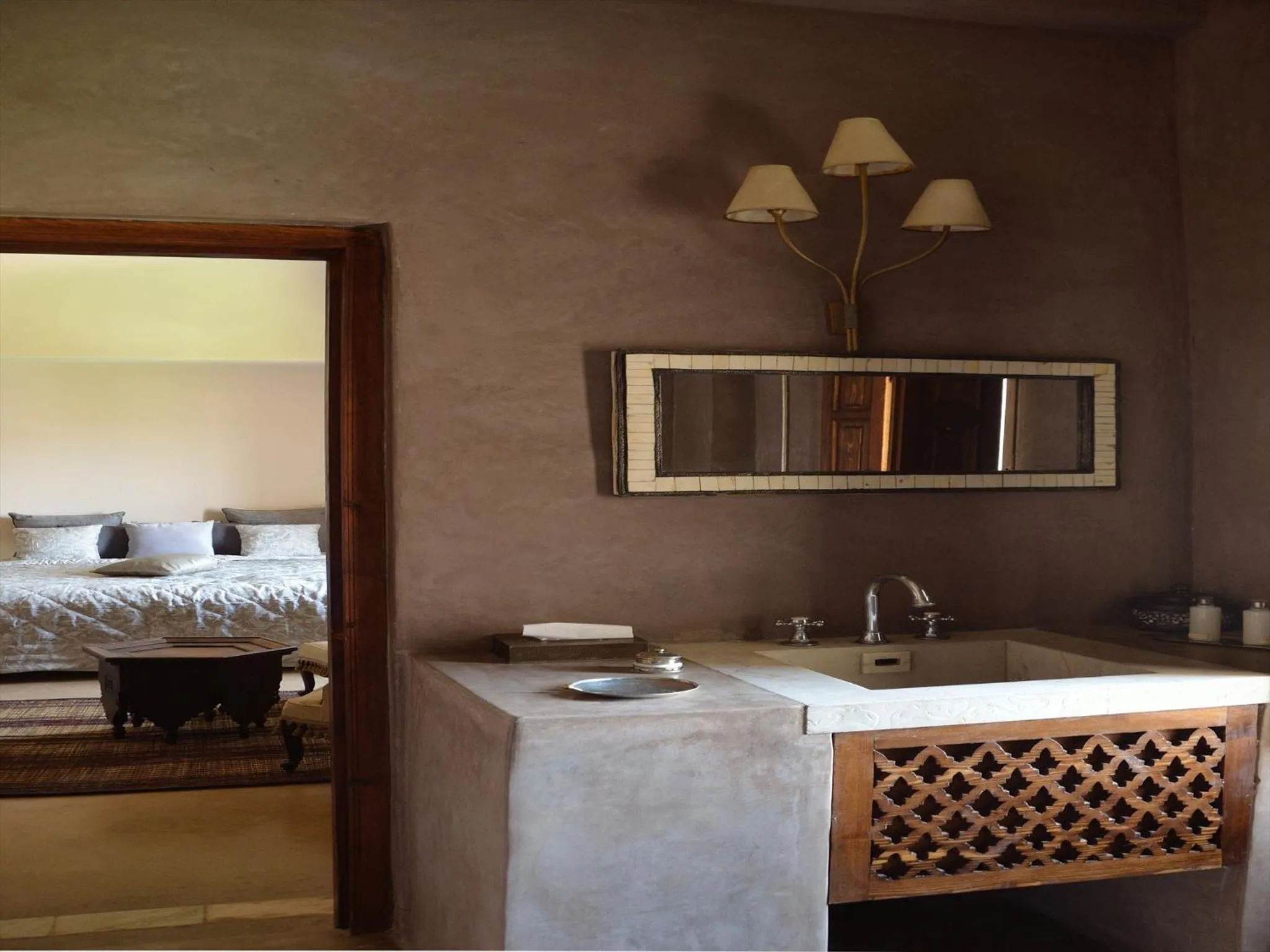 Decorative detail, Bed in Ksar Char-Bagh Small Luxury Hotels