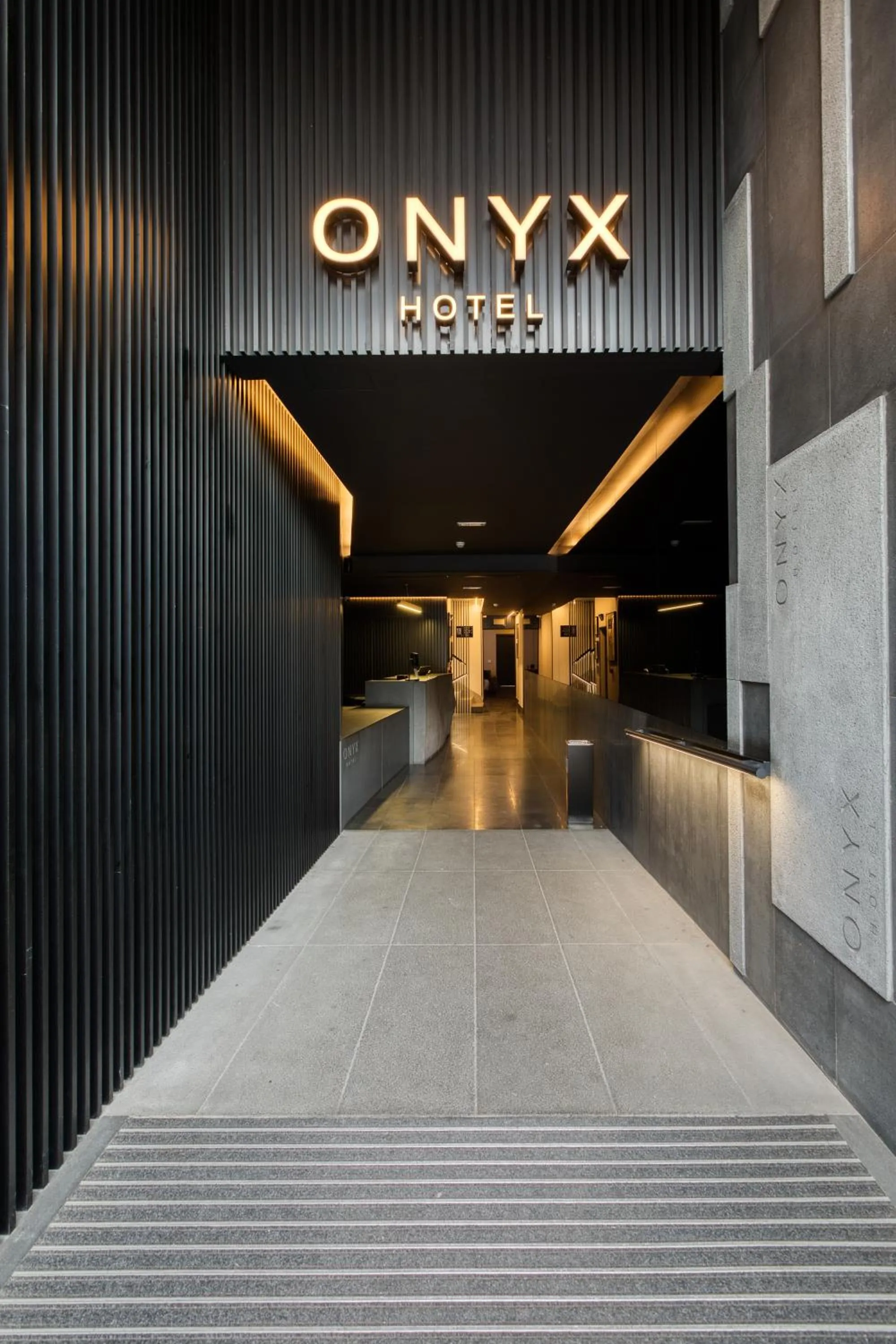 Onyx Hotel