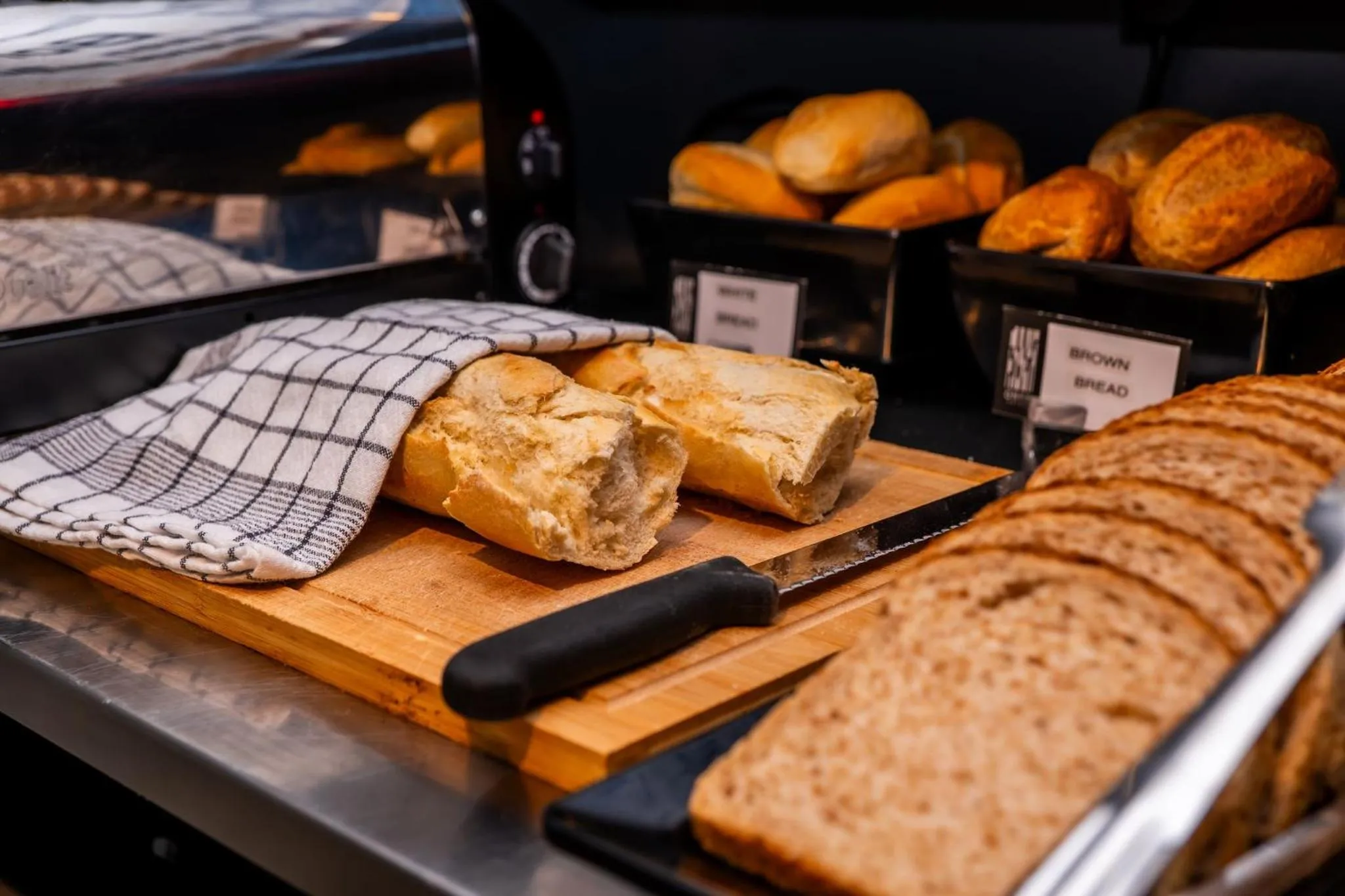 Buffet breakfast in Onyx Hotel