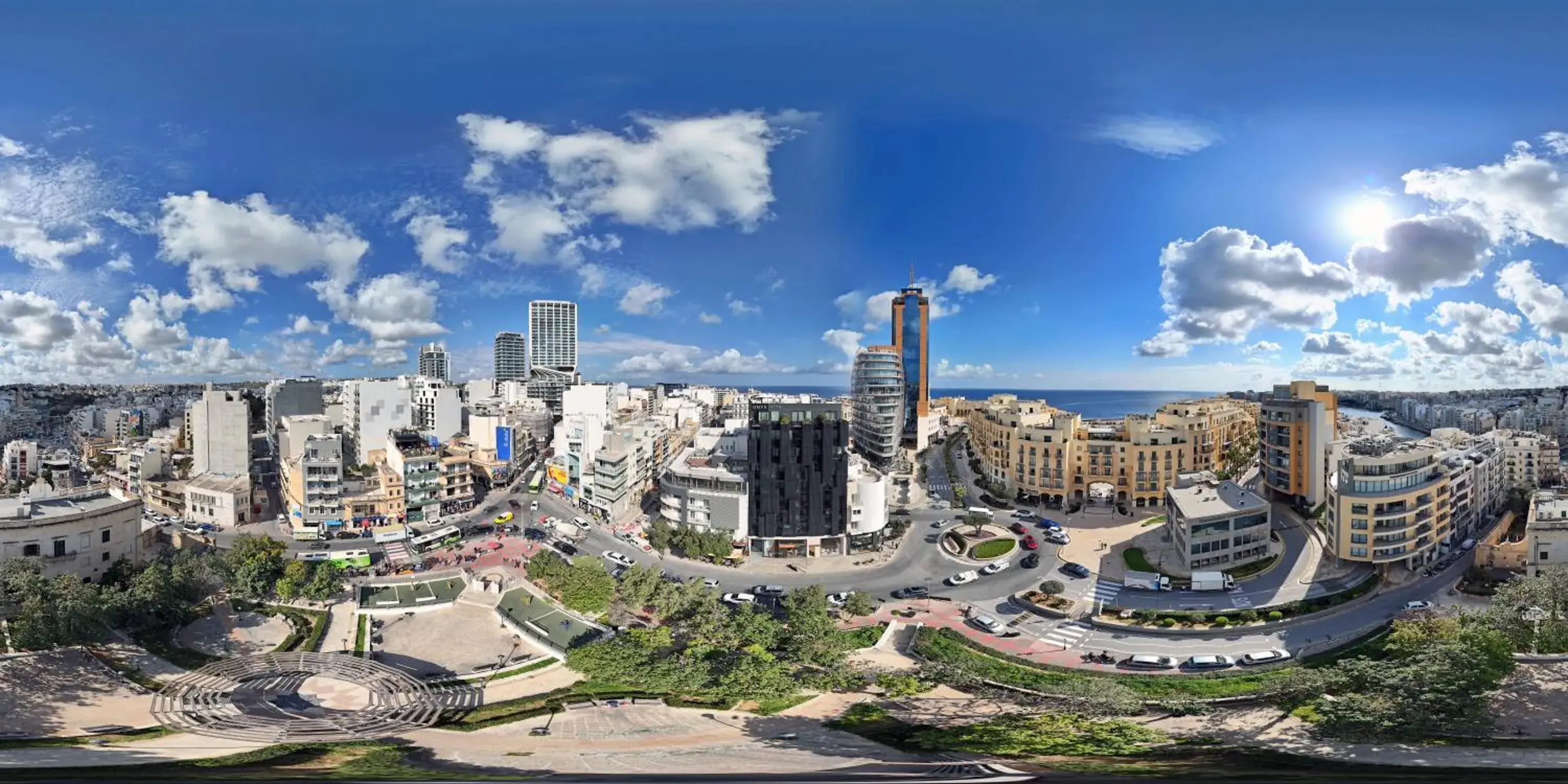 Property building in Onyx Hotel Property building in Onyx Hotel